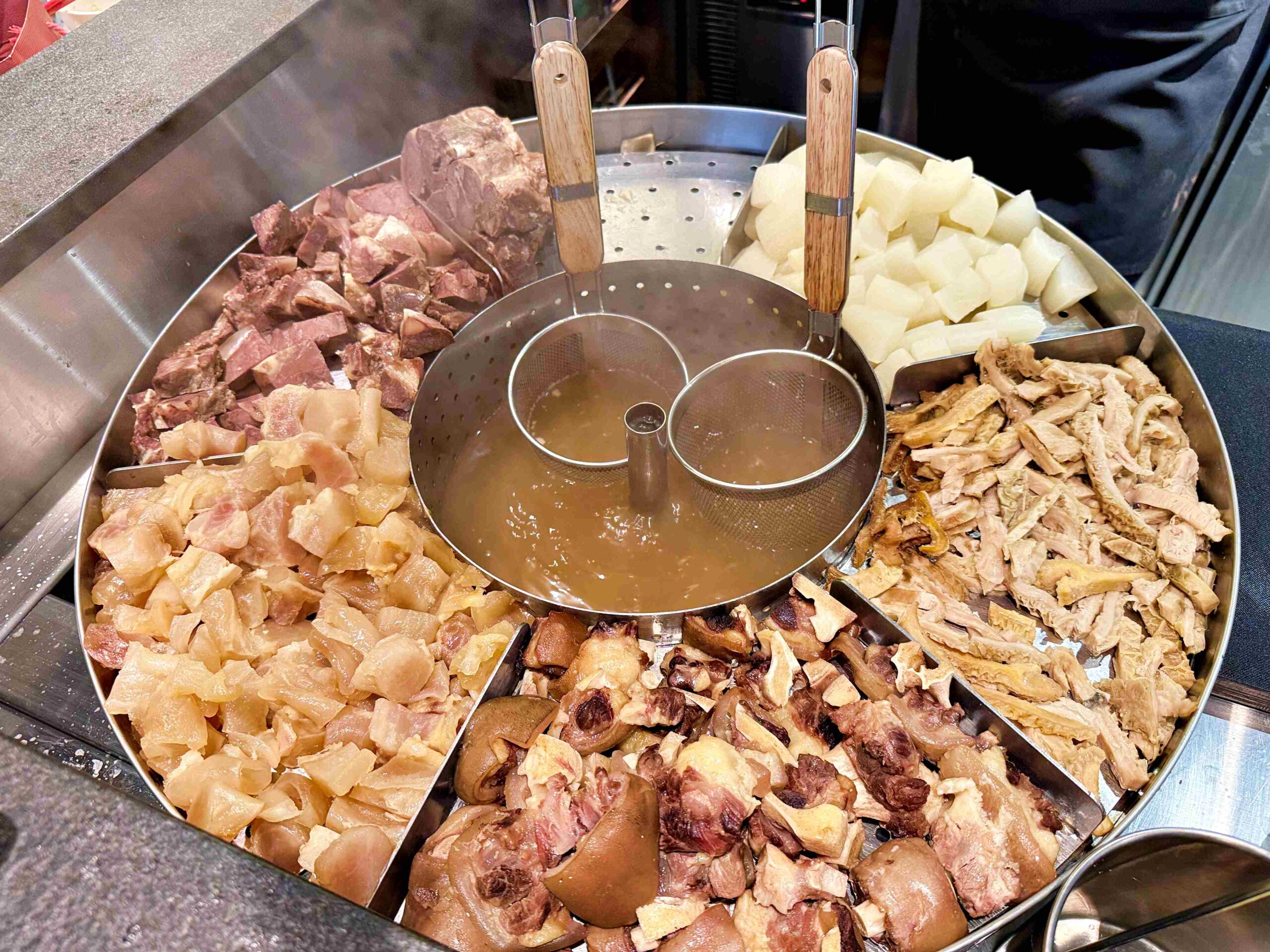 【新莊美食】一休中華:從日料到滷肉飯的職人靈魂,平價中式料理也能這麼細緻推薦(菜單) @趙先生吃飯 【新莊美食】一休中華:從日料到滷肉飯的職人靈魂,平價中式料理也能這麼細緻推薦(菜單) @趙先生吃飯