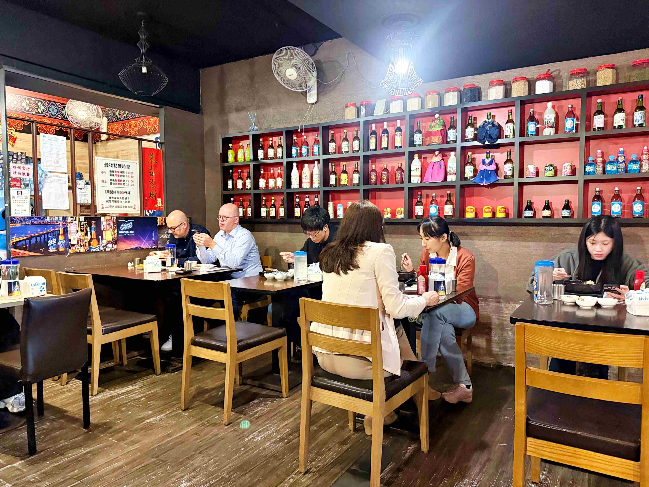 【蘆洲美食】海伯胡椒餅，巷弄內血汗阿伯，爆量炭烤胡椒餅，香氣十足推薦(菜單) @趙先生吃飯