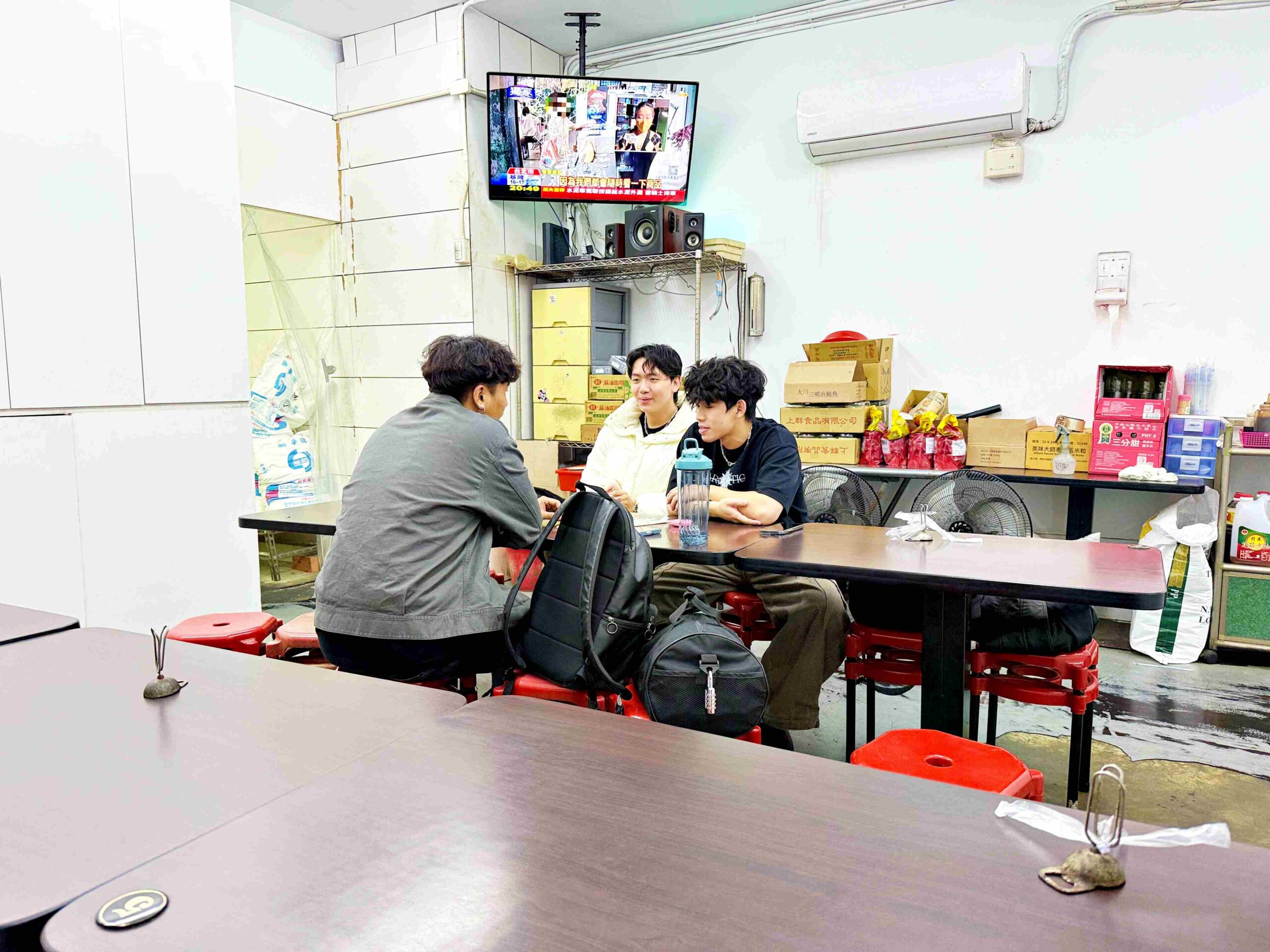 【泰山美食】江小胖豆江，在地人瘋狂推爆！飯糰、蔬菜蛋餅真的很猛推薦(菜單) @趙先生吃飯