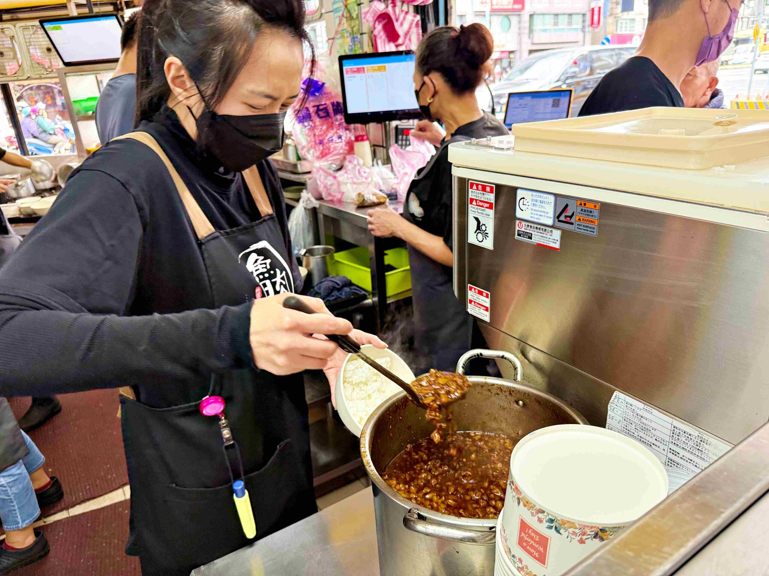 【新莊美食】魯肉發無刺虱目魚粥，香到爆魯肉飯、鮮甜魚湯超驚艷推薦(菜單) @趙先生吃飯