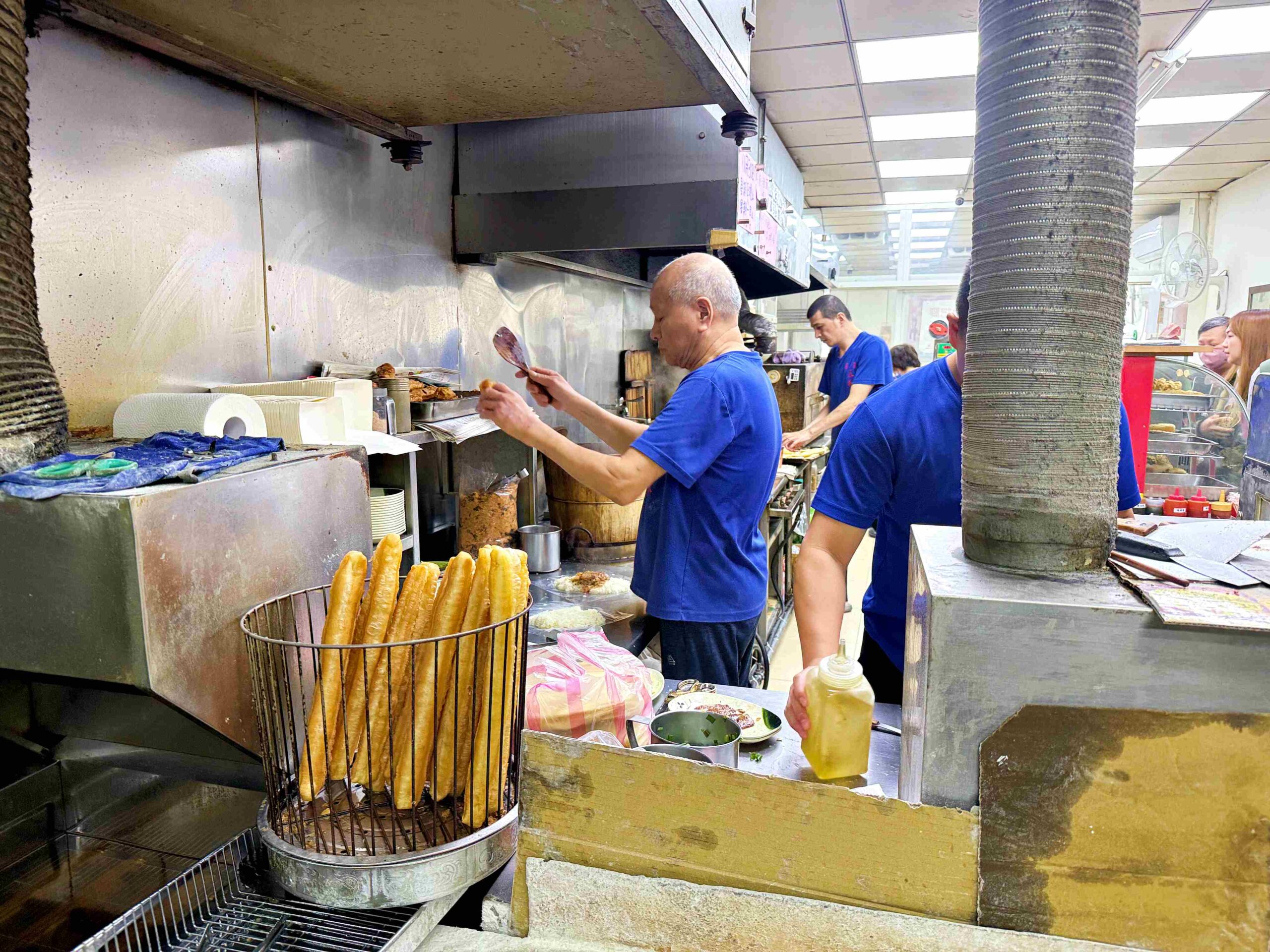【泰山美食】華家永和豆漿,現桿油條+手工燒餅比阜杭更耐吃推薦!(菜單) @趙先生吃飯 【泰山美食】華家永和豆漿,現桿油條+手工燒餅比阜杭更耐吃推薦!(菜單) @趙先生吃飯