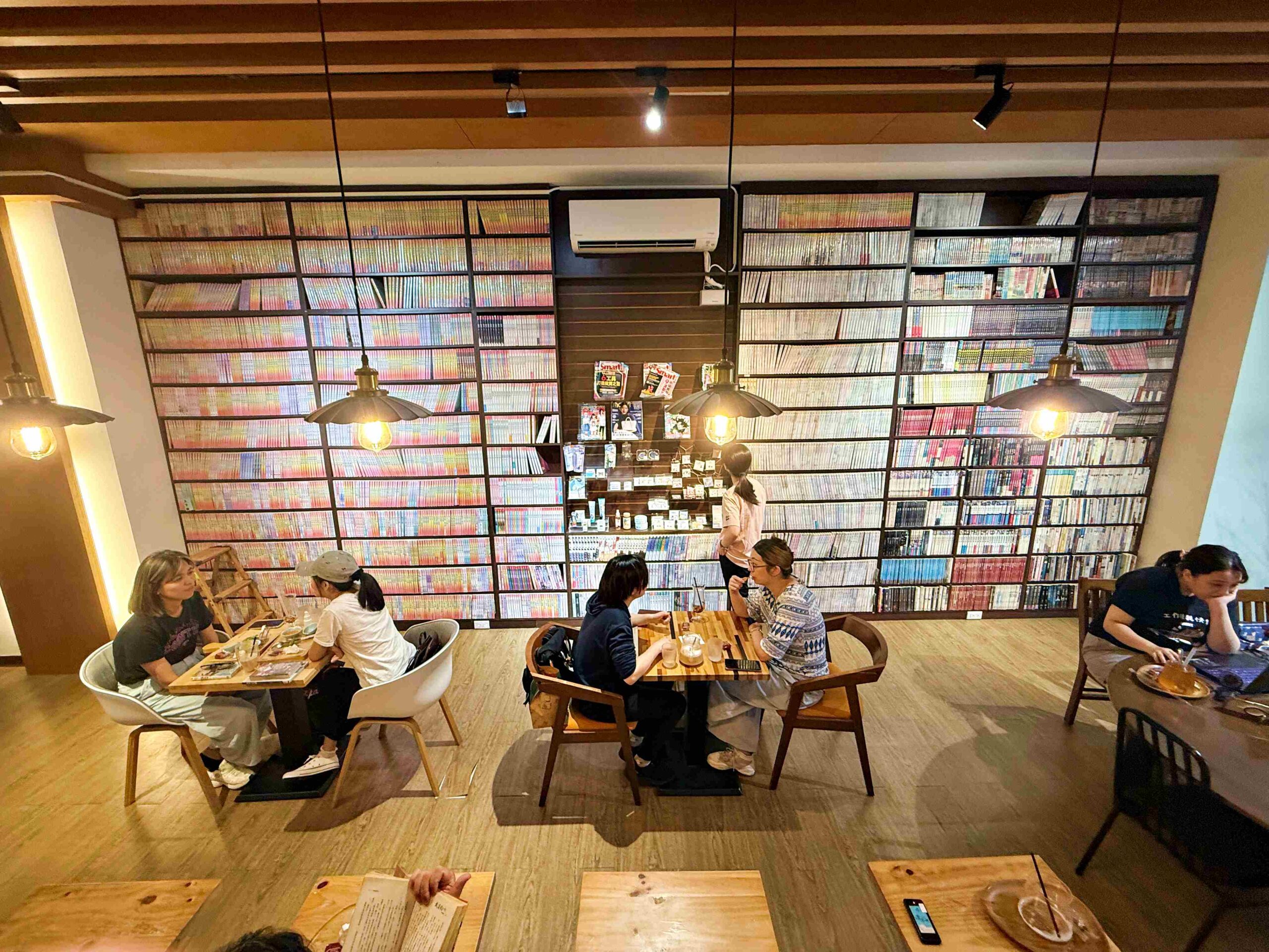 【新莊美食】溢湘麵館｜酸辣粉控的天堂，天然湯頭＋Q彈粉條吃起來超過癮(菜單) @趙先生吃飯