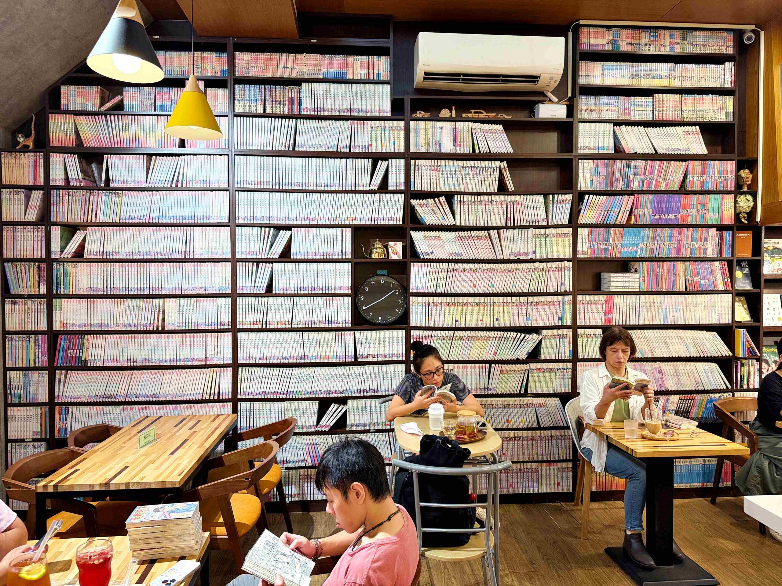 【中山咖啡廳】漫漫喫，台北人氣漫畫不限時有插座咖啡廳推薦(菜單) @趙先生吃飯