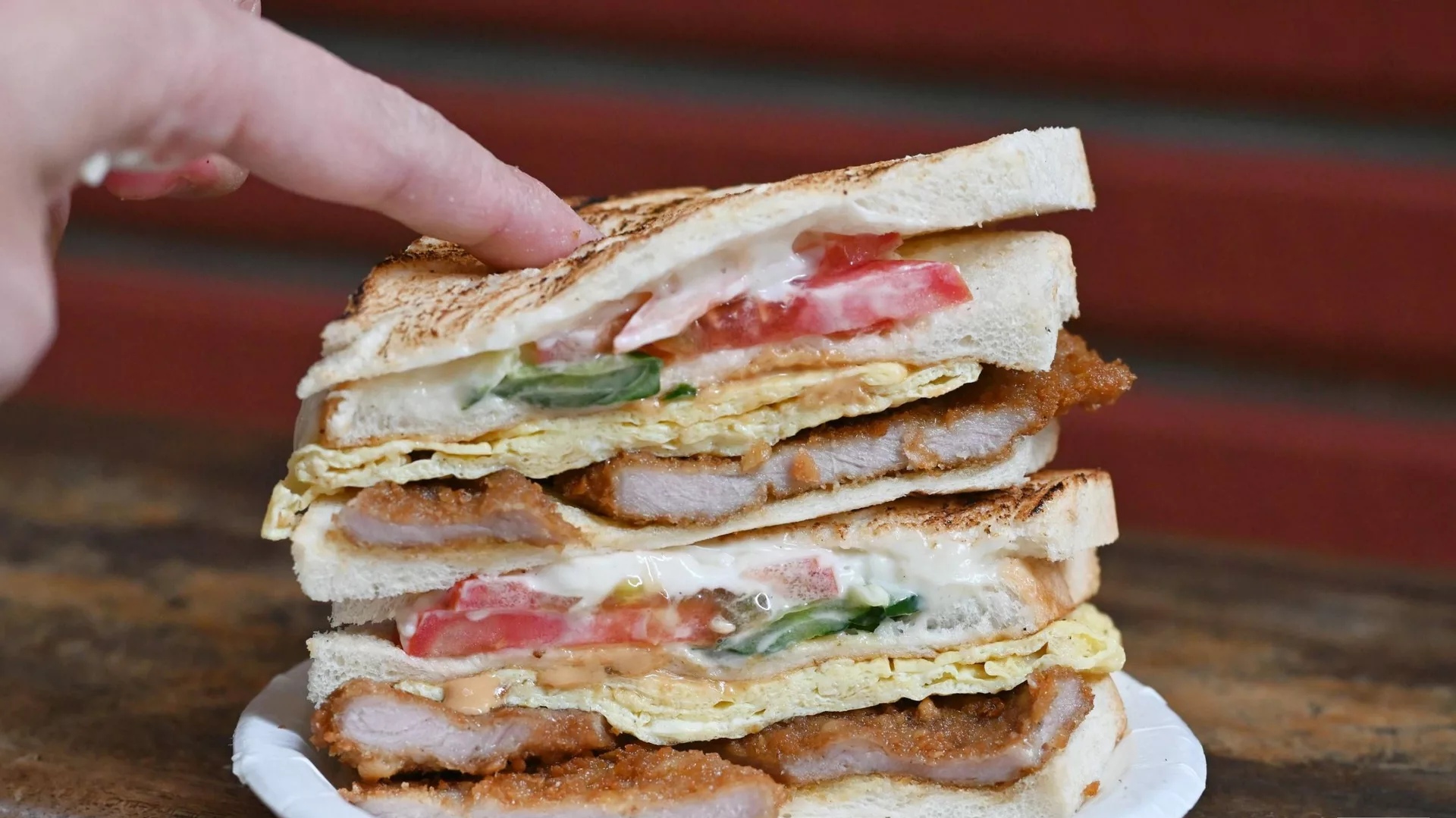 【基隆美食】素志久碳烤三明治，巷弄裡碳烤吐司香味濃，料超多推薦（附菜單） @趙先生吃飯