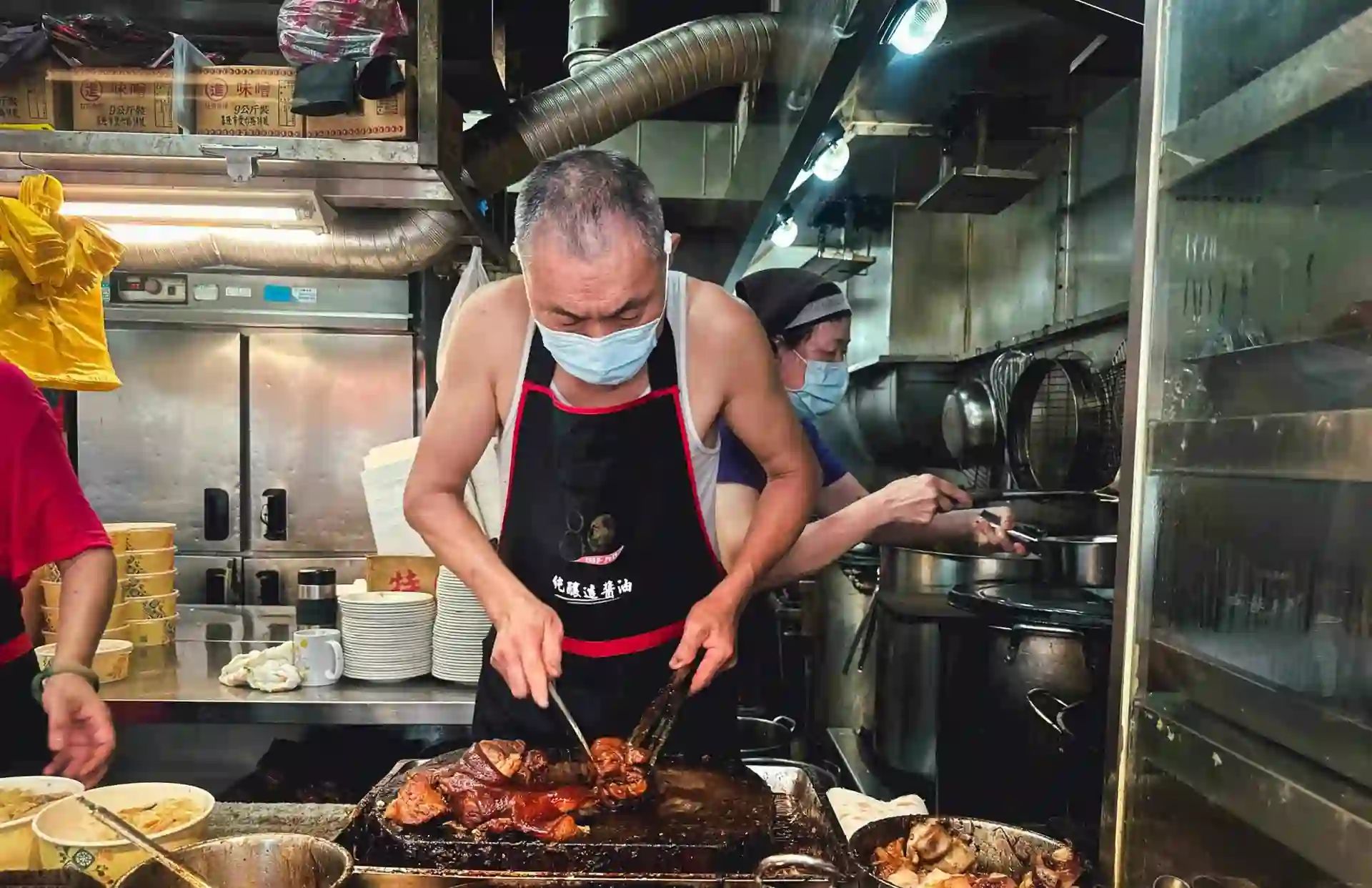【大橋頭美食】老牌張豬腳飯,延三夜市必吃豬腳飯,滷功強到不行推薦 (菜單) @趙先生吃飯 【大橋頭美食】老牌張豬腳飯,延三夜市必吃豬腳飯,滷功強到不行推薦 (菜單) @趙先生吃飯