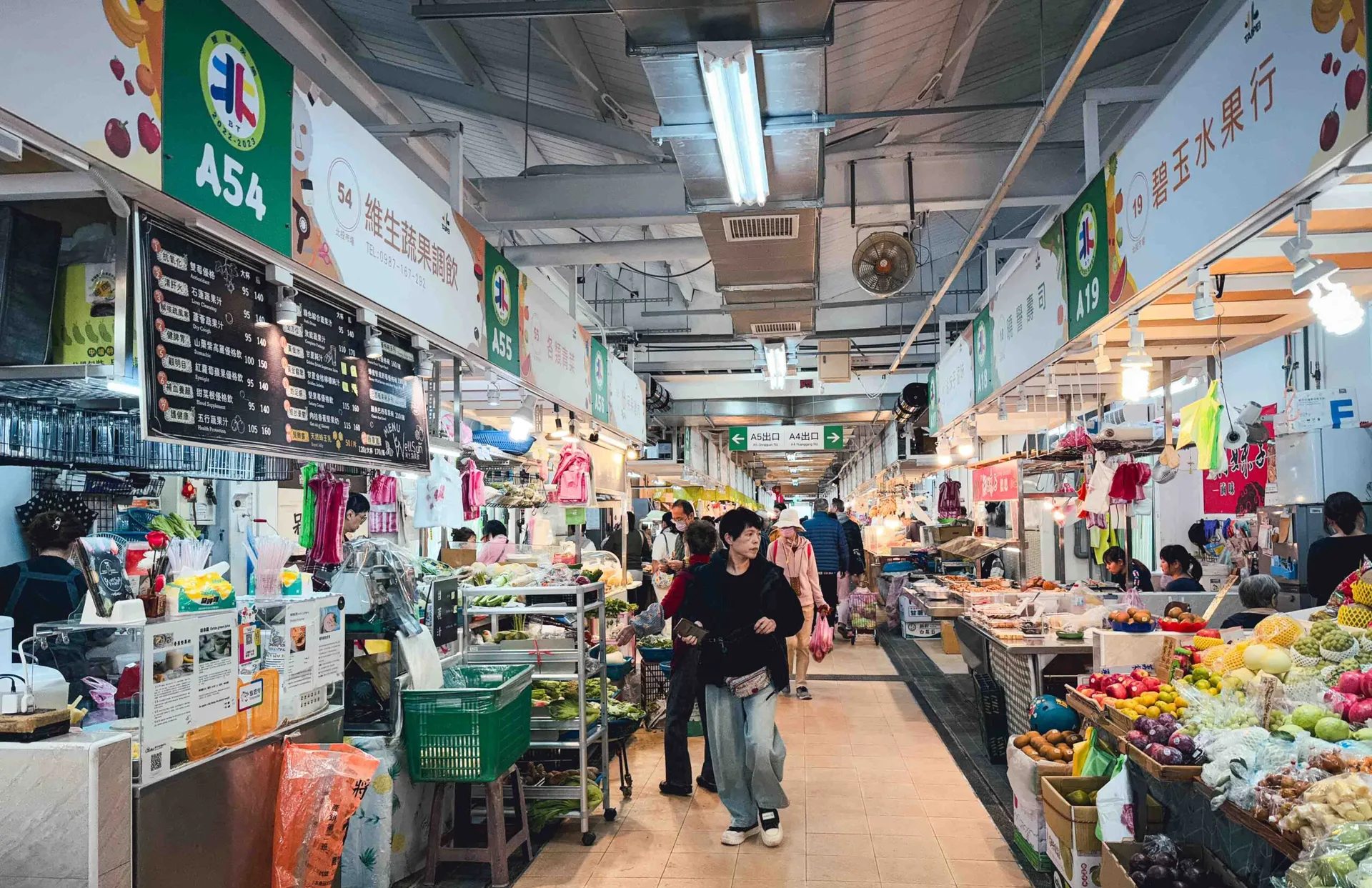 【北投美食】一順鹽水雞，肉質嫩甜的排隊人氣煙燻雞、鹽水雞推薦(菜單) @趙先生吃飯