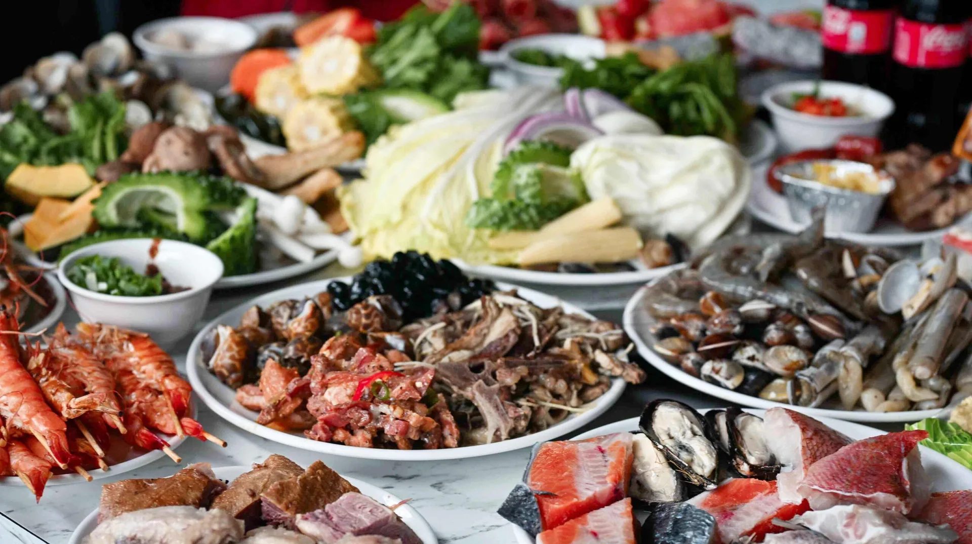 【三重美食】羽葉麻辣火鍋，$539吃超過百樣食材，火鍋+自助餐超划算推薦！(菜單) @趙先生吃飯