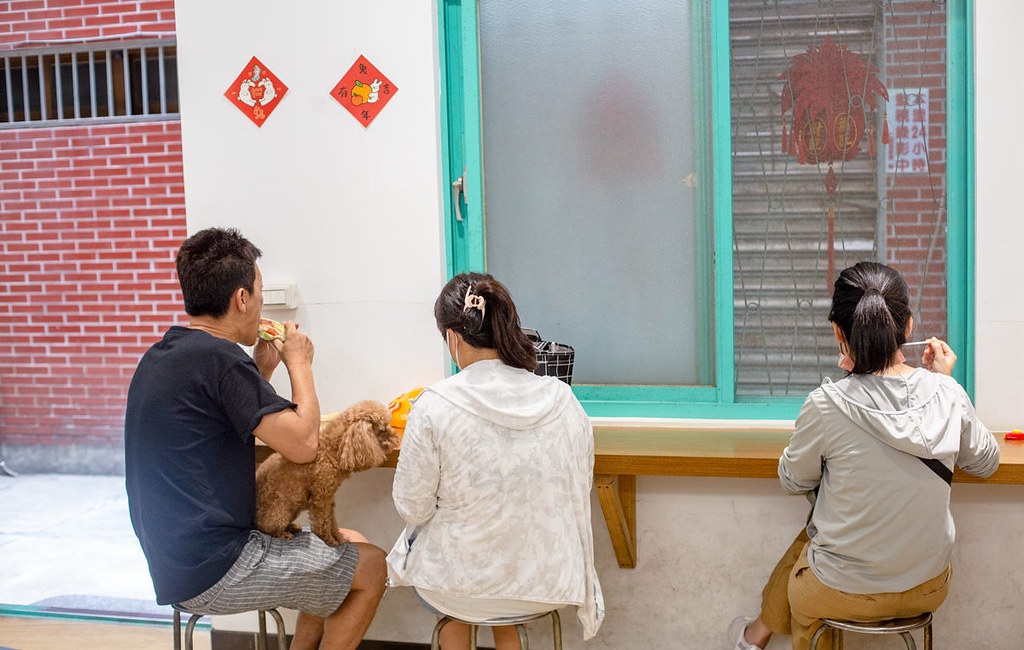 【基隆美食】素志久碳烤三明治，巷弄裡碳烤吐司香味濃，料超多推薦（附菜單） @趙先生吃飯