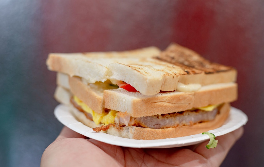 【基隆美食】素志久碳烤三明治，巷弄裡碳烤吐司香味濃，料超多推薦（附菜單） @趙先生吃飯