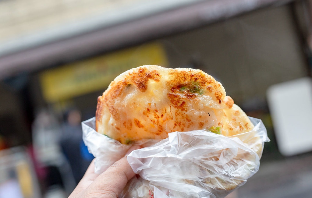 【北投美食】阿輝伯蘿蔔絲餅，北投市場必吃40年老店，不油膩卻酥脆(菜單) @趙先生吃飯