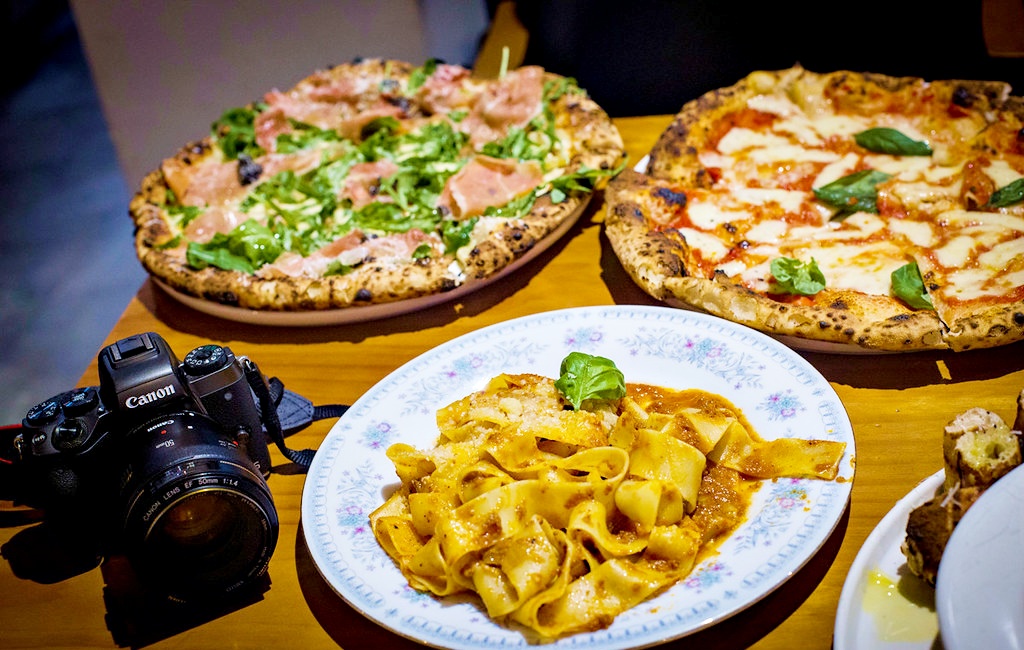 【松山美食】Gira Pizza 旋轉披薩，現點現烤窯烤披薩與道地義大利風味推薦（附菜單） @趙先生吃飯