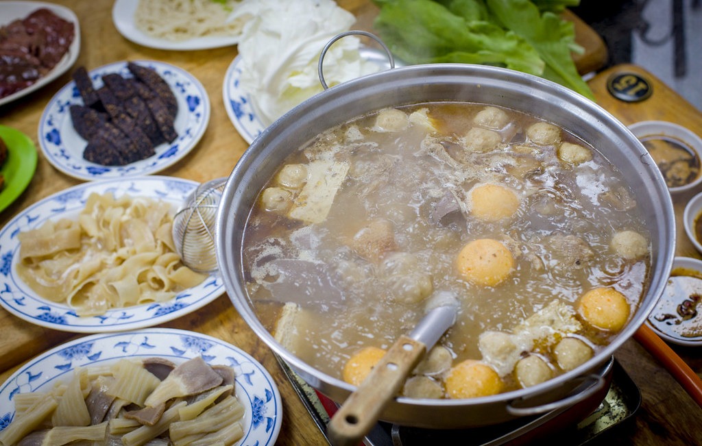 【士林美食】侯薑母鴨,40年老字號!全酒不加水的火鍋,冬天真的一定要來推薦(菜單) @趙先生吃飯 【士林美食】侯薑母鴨,40年老字號!全酒不加水的火鍋,冬天真的一定要來推薦(菜單) @趙先生吃飯