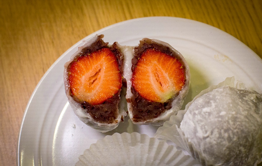 【大稻埕美食】路力草莓大福，北門站高CP值整顆草莓大福推薦，排隊心得分享(菜單) @趙先生吃飯