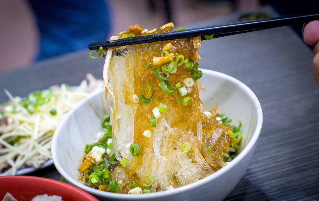 【永和美食】《龜叟の什錦麵》，電視報導認證的國寶級 50 年什錦麵推薦(菜單) @趙先生吃飯