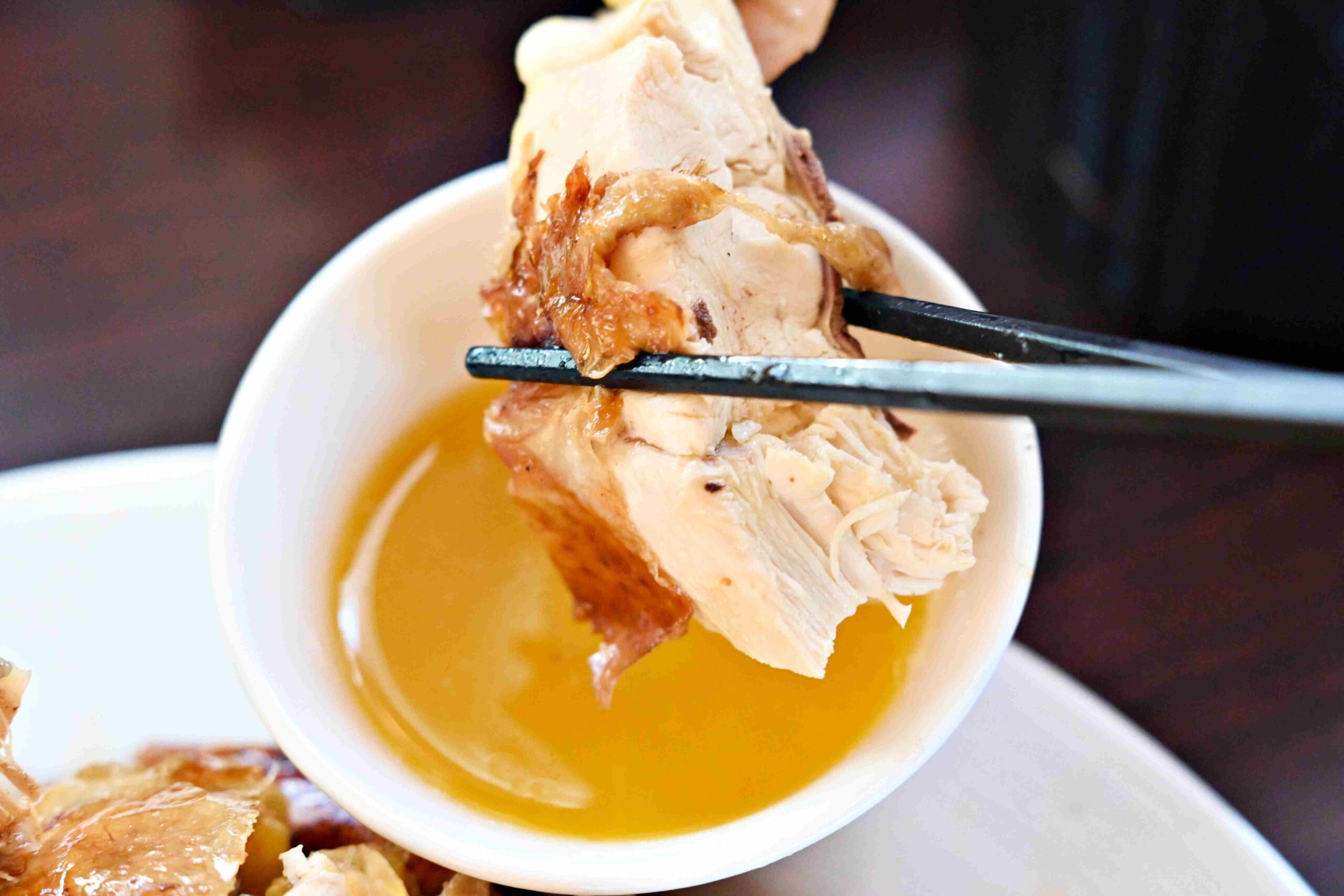 【三芝美食】香聚桶仔雞，花東放山雞、純天然食材，老師傅超會料理推薦(菜單)！ @趙先生吃飯