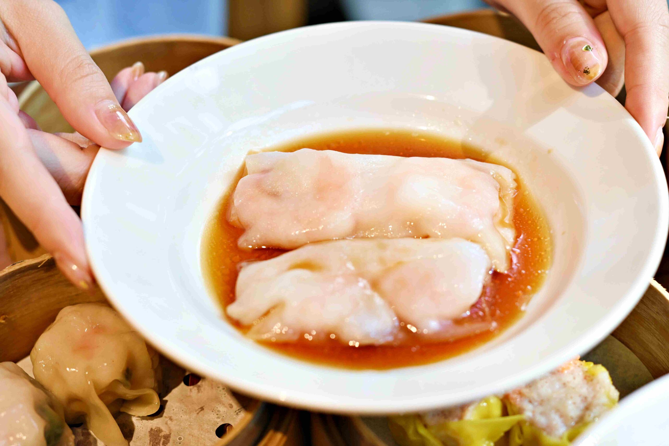 【新莊美食】村民食堂廚窗港點 i-Tower 店，堅持現做超60道港點吃到飽推薦 @趙先生吃飯