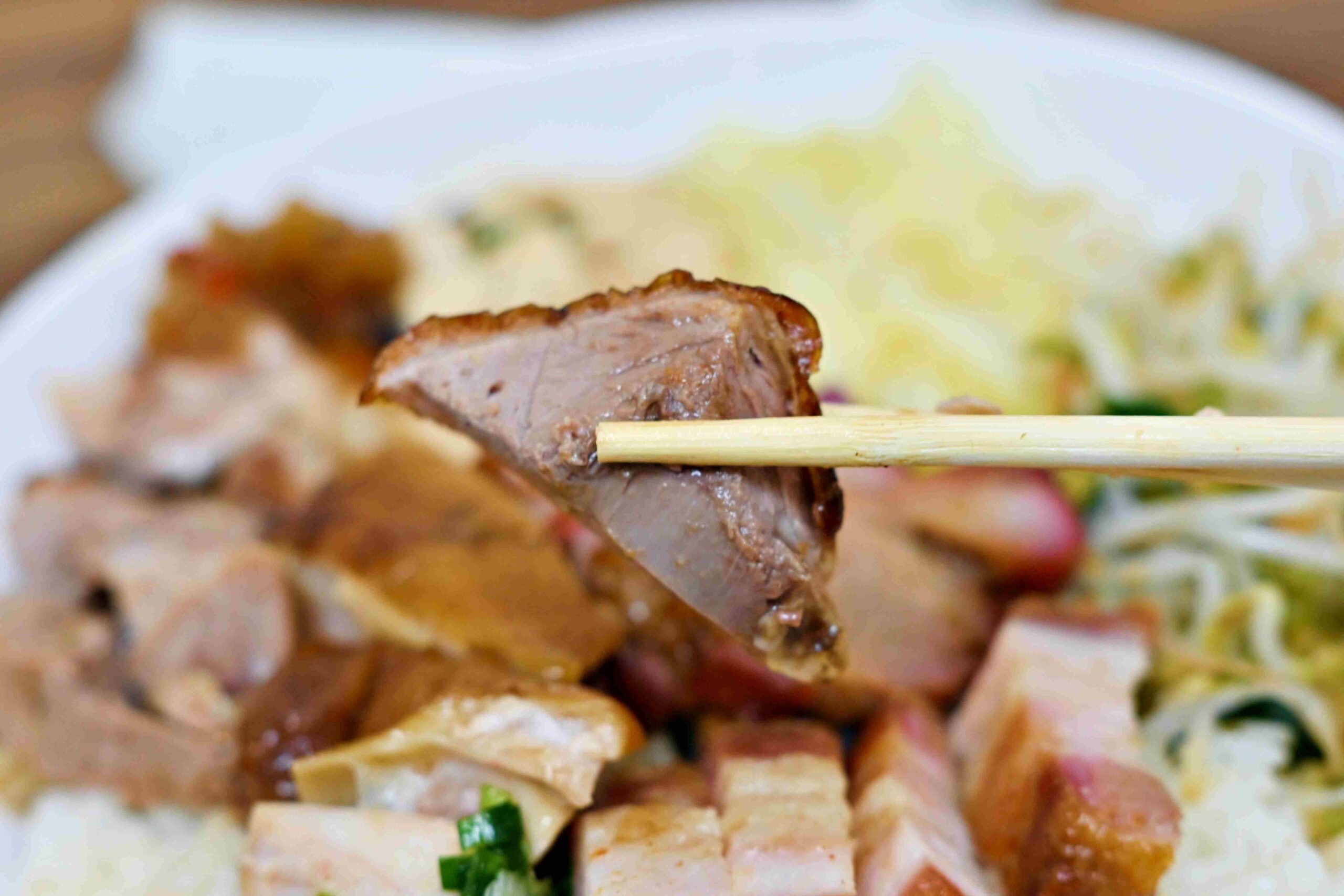 【新莊美食】瑞記鴨莊，油雞嫩、燒鴨香、脆皮燒肉更是脆推薦！(菜單) @趙先生吃飯