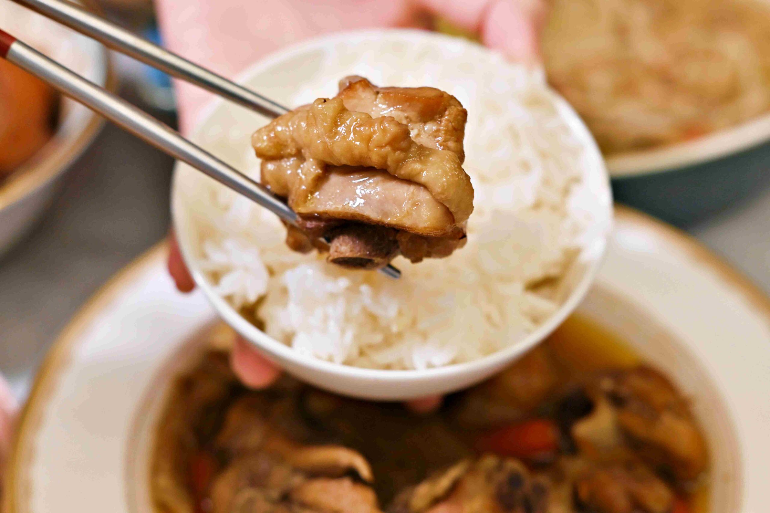 【 宅配年菜推薦 】愛上新鮮，型男大主廚吳秉承師傅聯名加熱年菜，實測十款菜色口味分享推薦 @趙先生吃飯