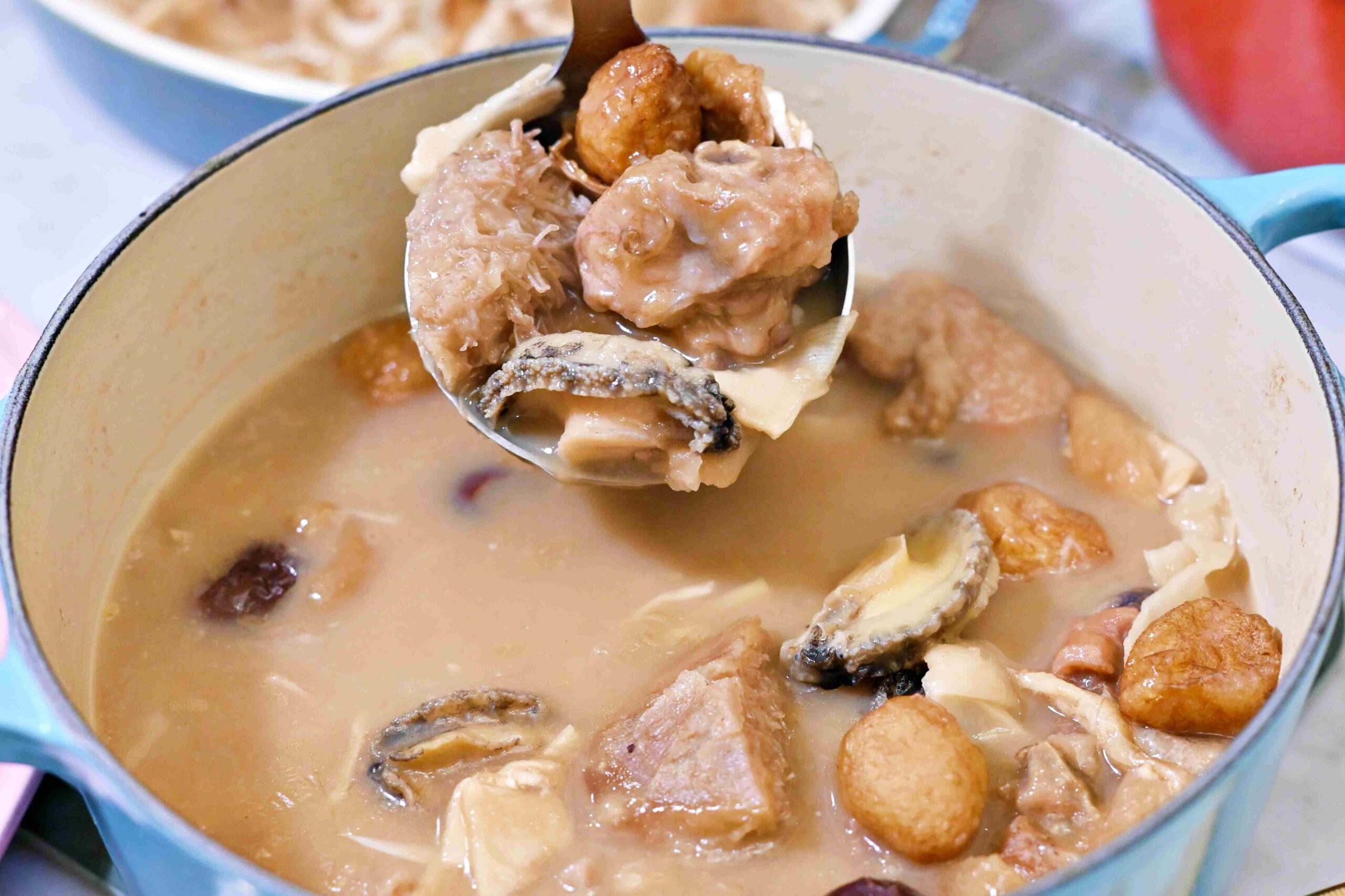 【 宅配年菜推薦 】愛上新鮮，型男大主廚吳秉承師傅聯名加熱年菜，實測十款菜色口味分享推薦 @趙先生吃飯