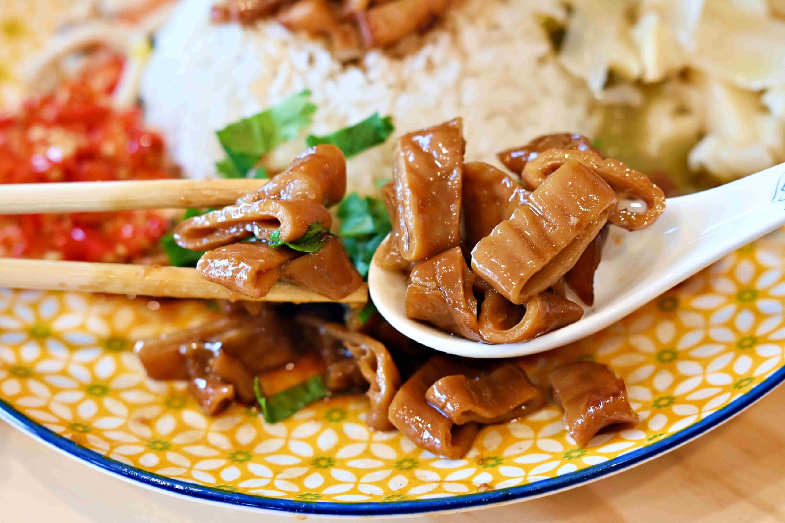 【三重美食】光興腿庫,米其林認證的魯肉飯,搬家後排隊依然火爆推薦!(菜單) @趙先生吃飯 【三重美食】光興腿庫,米其林認證的魯肉飯,搬家後排隊依然火爆推薦!(菜單) @趙先生吃飯