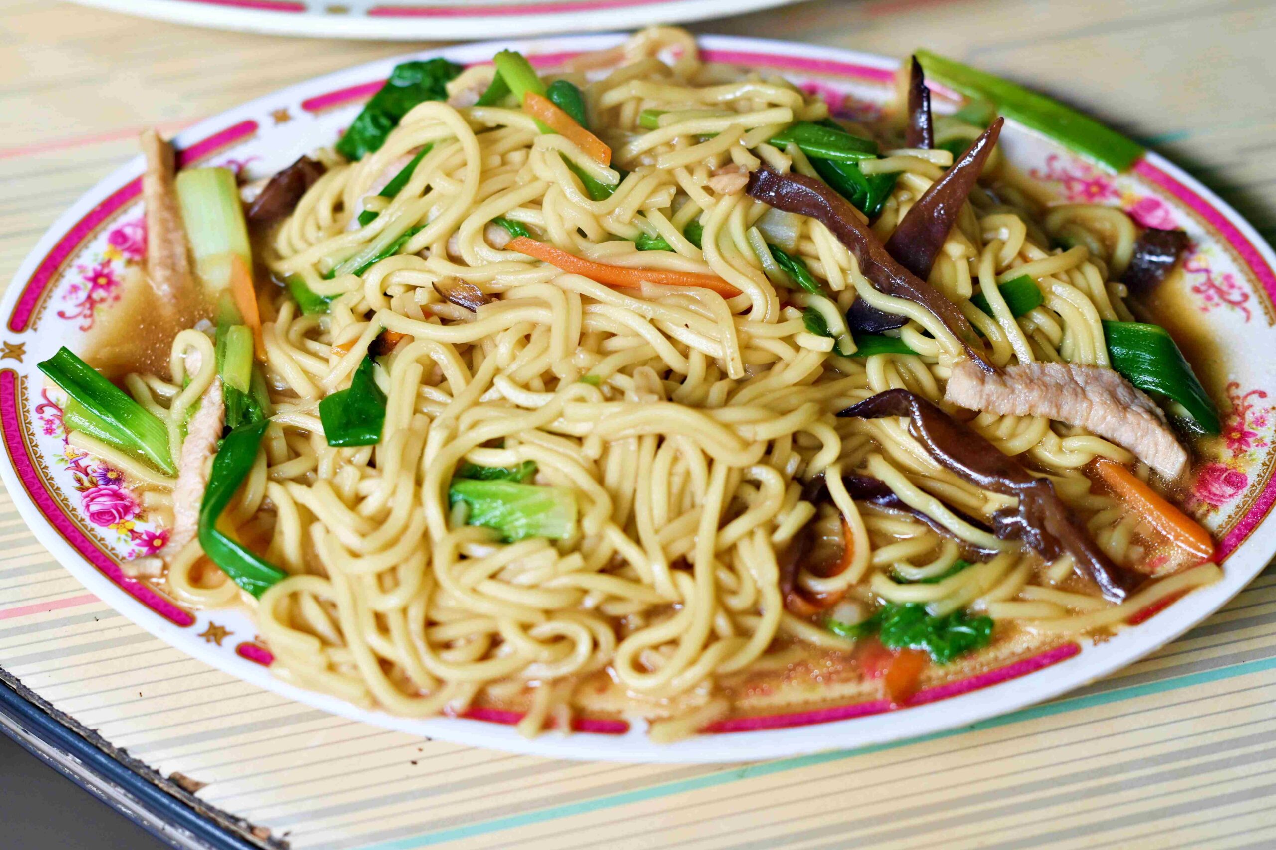 【宜蘭美食】苦花大王,深山活魚秘境餐廳,池邊到餐桌的活魚現撈推薦(菜單) @趙先生吃飯 【宜蘭美食】苦花大王,深山活魚秘境餐廳,池邊到餐桌的活魚現撈推薦(菜單) @趙先生吃飯