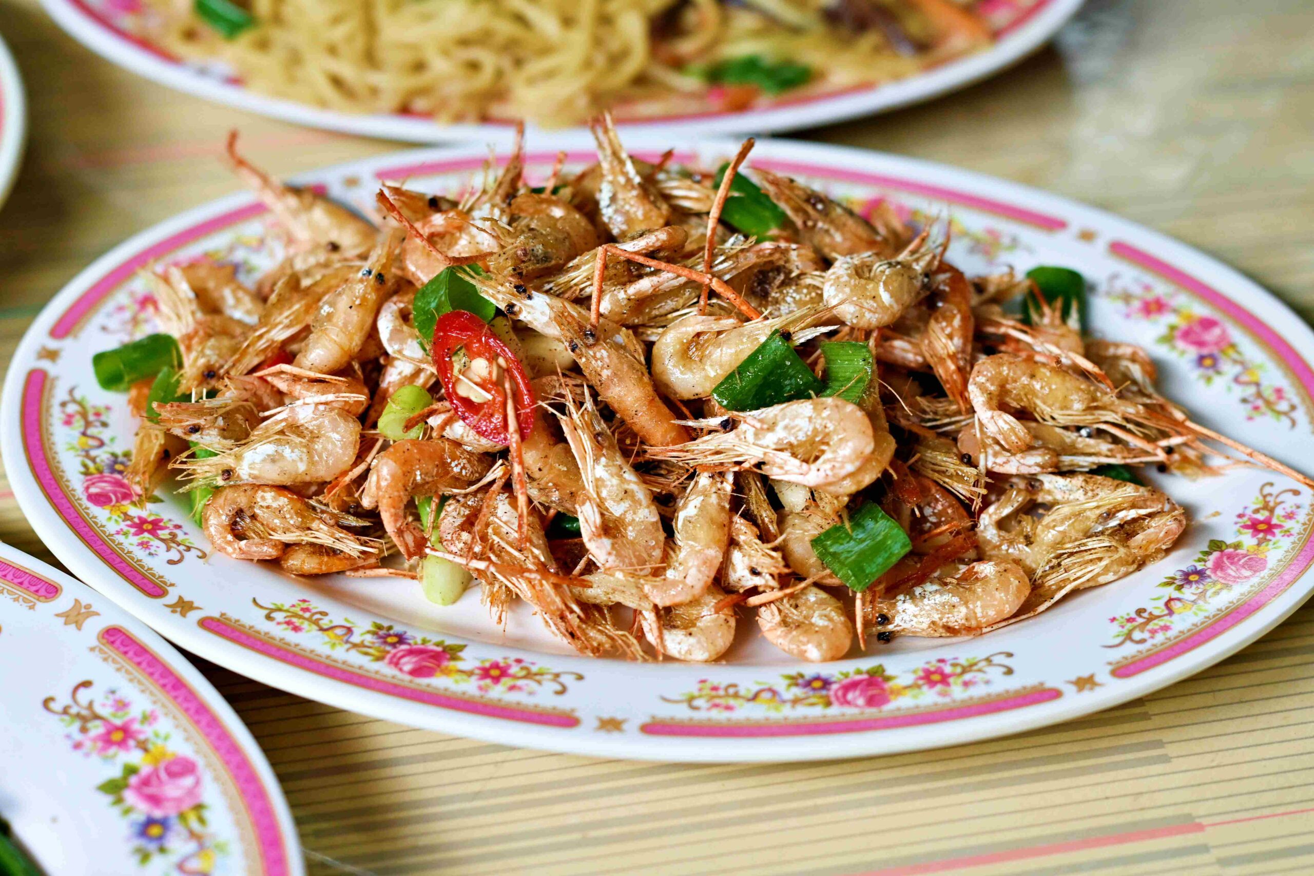 【宜蘭美食】苦花大王，深山活魚秘境餐廳，池邊到餐桌的活魚現撈推薦(菜單) @趙先生吃飯
