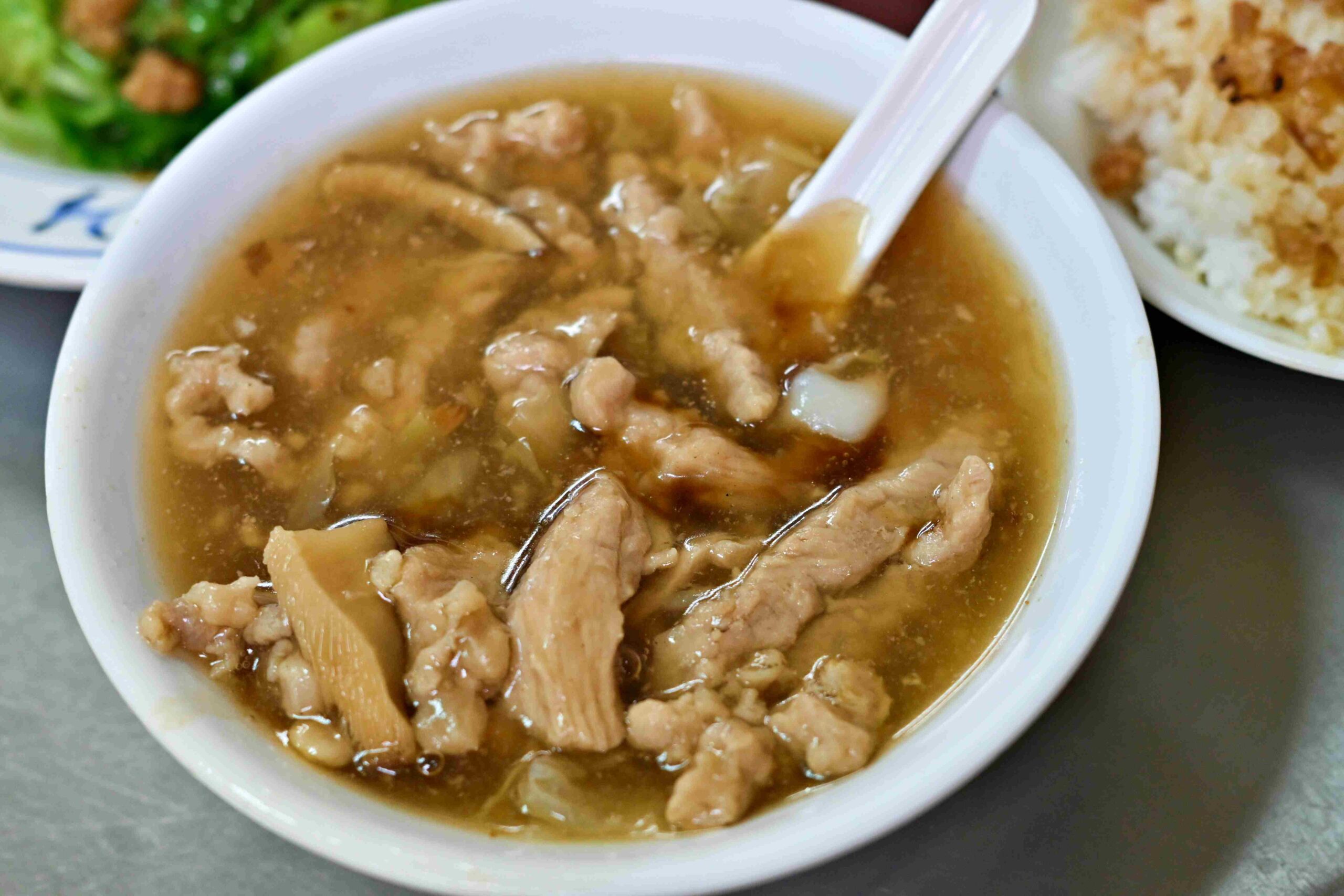 【士林美食】光輝肉羹,肉量實在、湯頭超順,一口就懂的老字號強者推薦 (菜單) @趙先生吃飯 【士林美食】光輝肉羹,肉量實在、湯頭超順,一口就懂的老字號強者推薦 (菜單) @趙先生吃飯