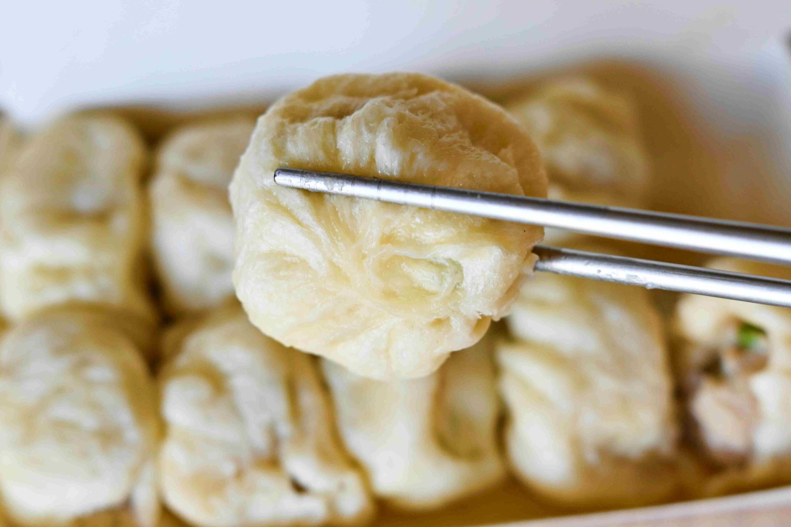 【新莊美食】新莊昌明豆漿小籠包，只有小籠包跟豆漿卻排隊！(菜單) @趙先生吃飯