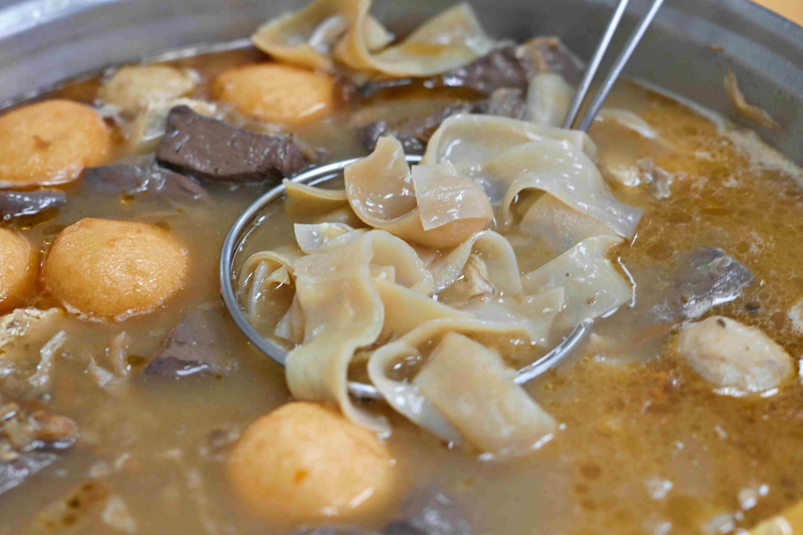 【士林美食】侯薑母鴨,40年老字號!全酒不加水的火鍋,冬天真的一定要來推薦(菜單) @趙先生吃飯 【士林美食】侯薑母鴨,40年老字號!全酒不加水的火鍋,冬天真的一定要來推薦(菜單) @趙先生吃飯