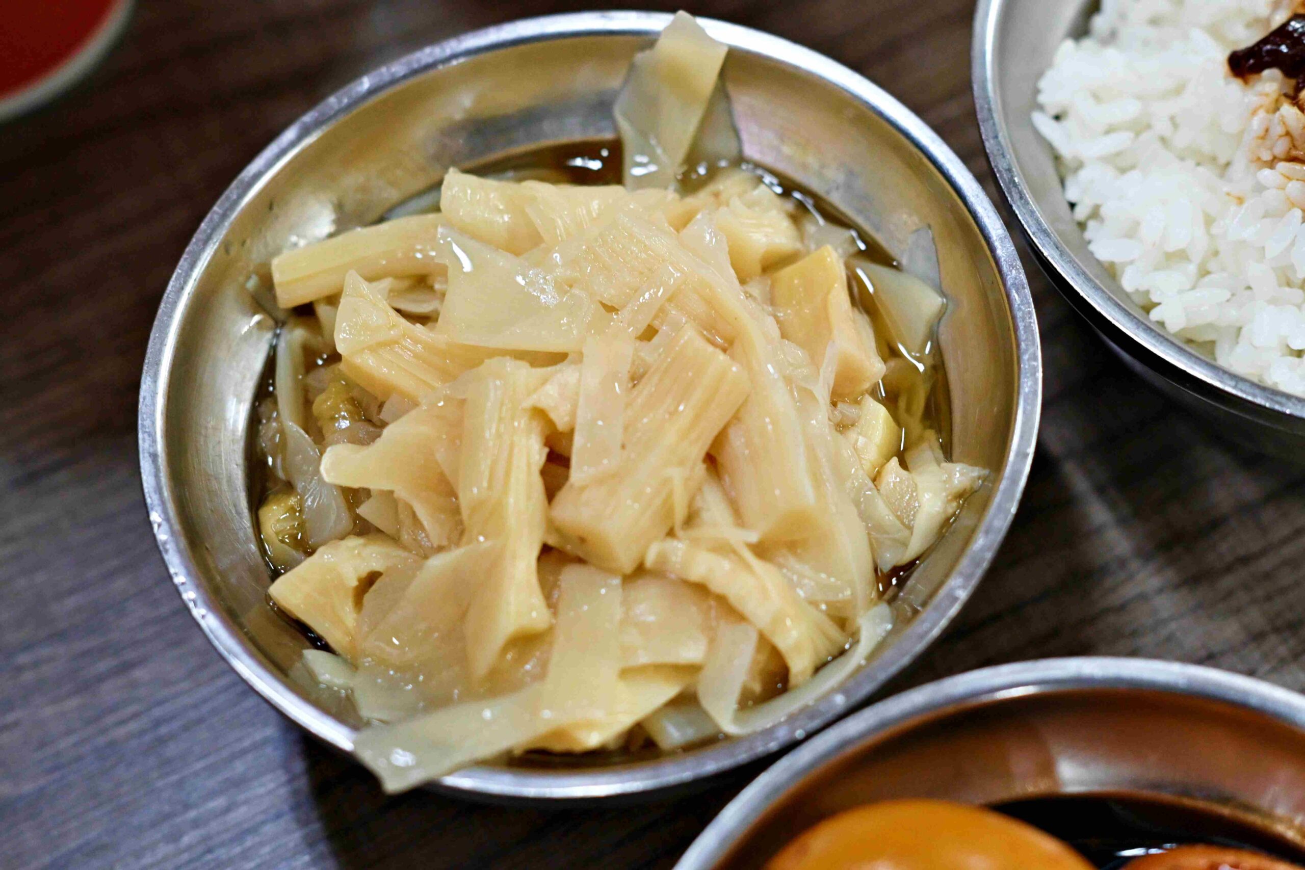 【北投美食】矮仔財滷肉飯，50年老字號必吃醬香滷肉飯推薦（菜單） @趙先生吃飯