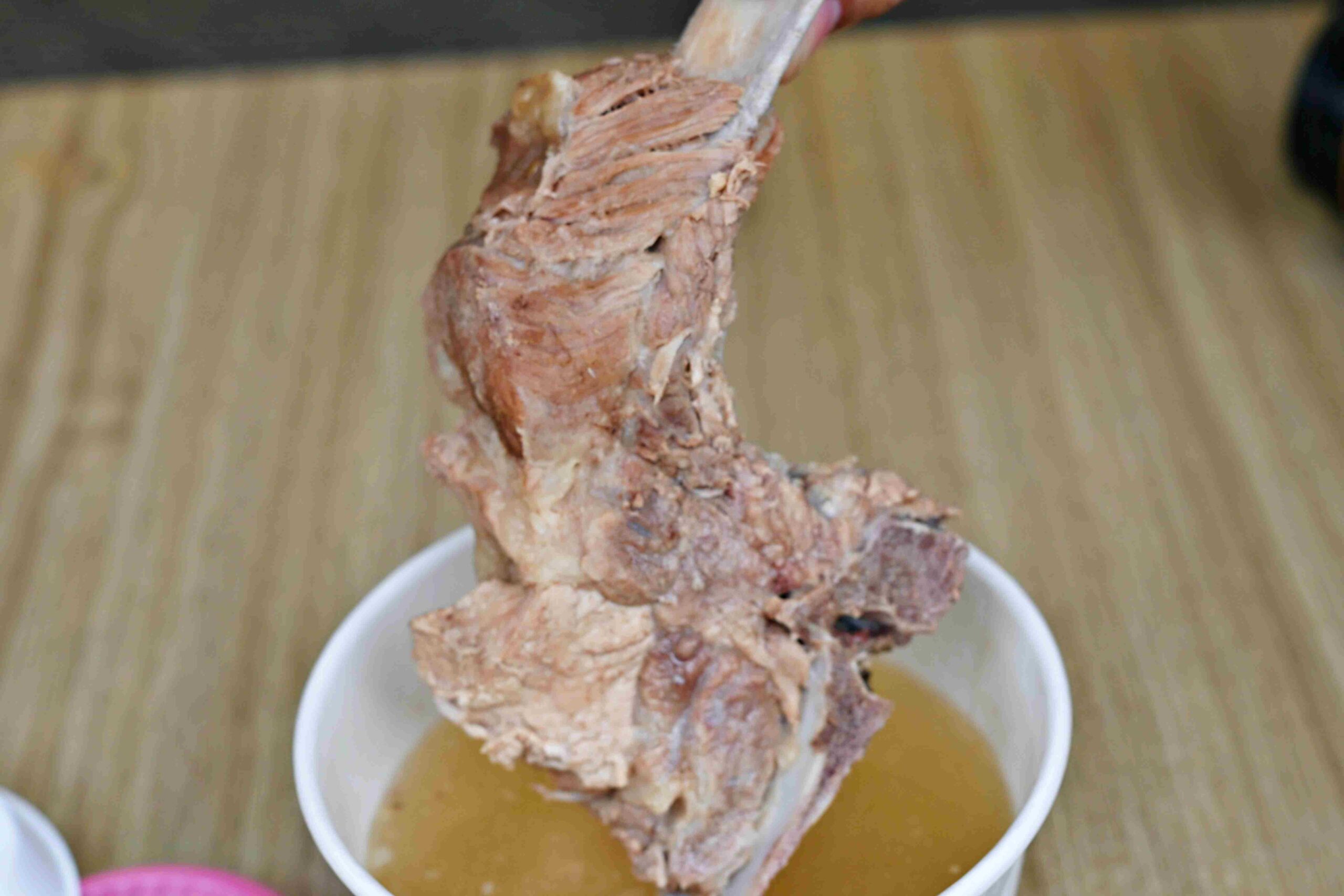 【萬華美食】原汁排骨湯 和平本舖，排骨軟嫩且湯頭清甜可以續湯推薦(菜單) @趙先生吃飯