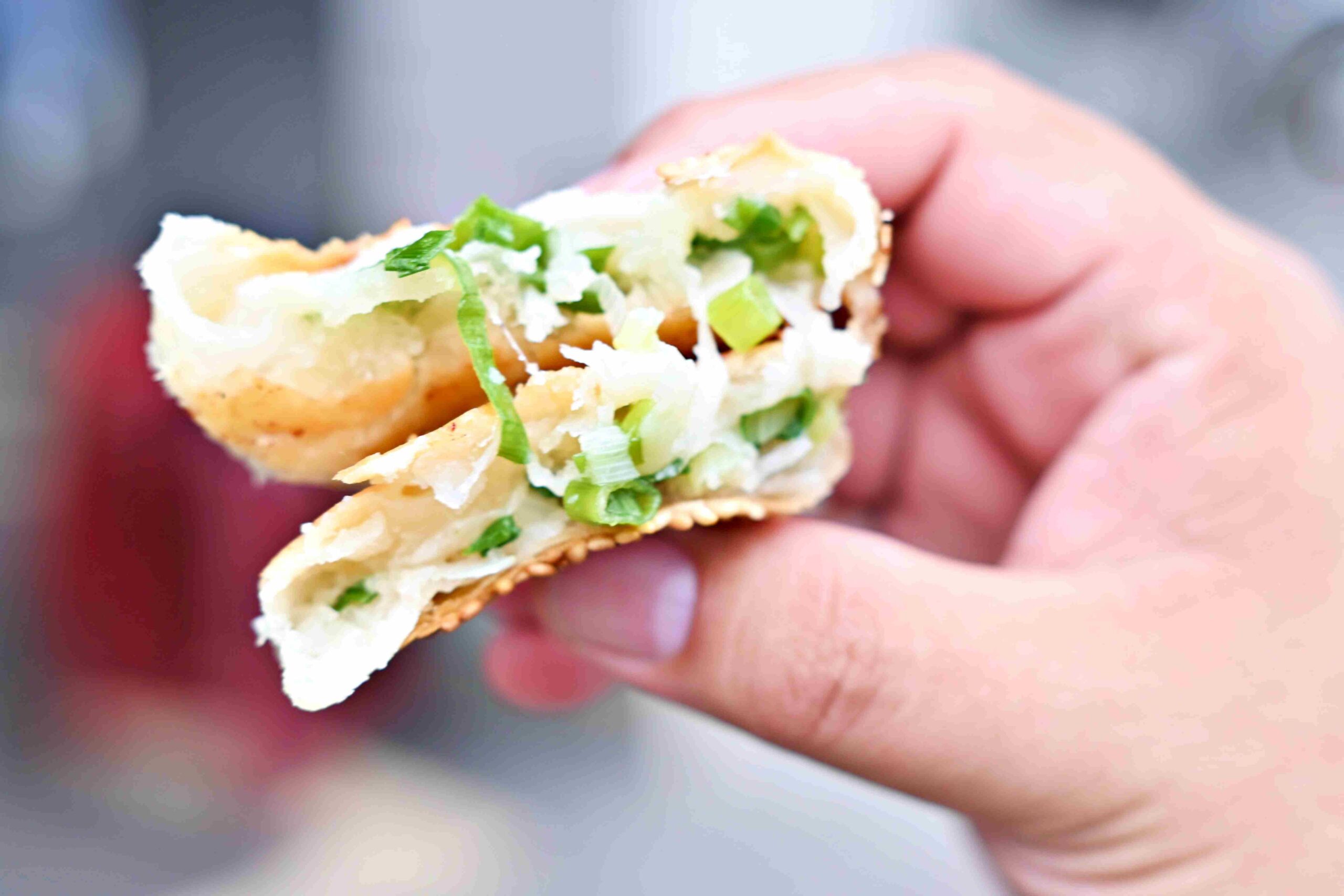 【萬華美食】萬大蟹殼黃碳烤燒餅店，只賣鹹甜兩款蟹殼黃的排隊名店推薦(菜單) @趙先生吃飯