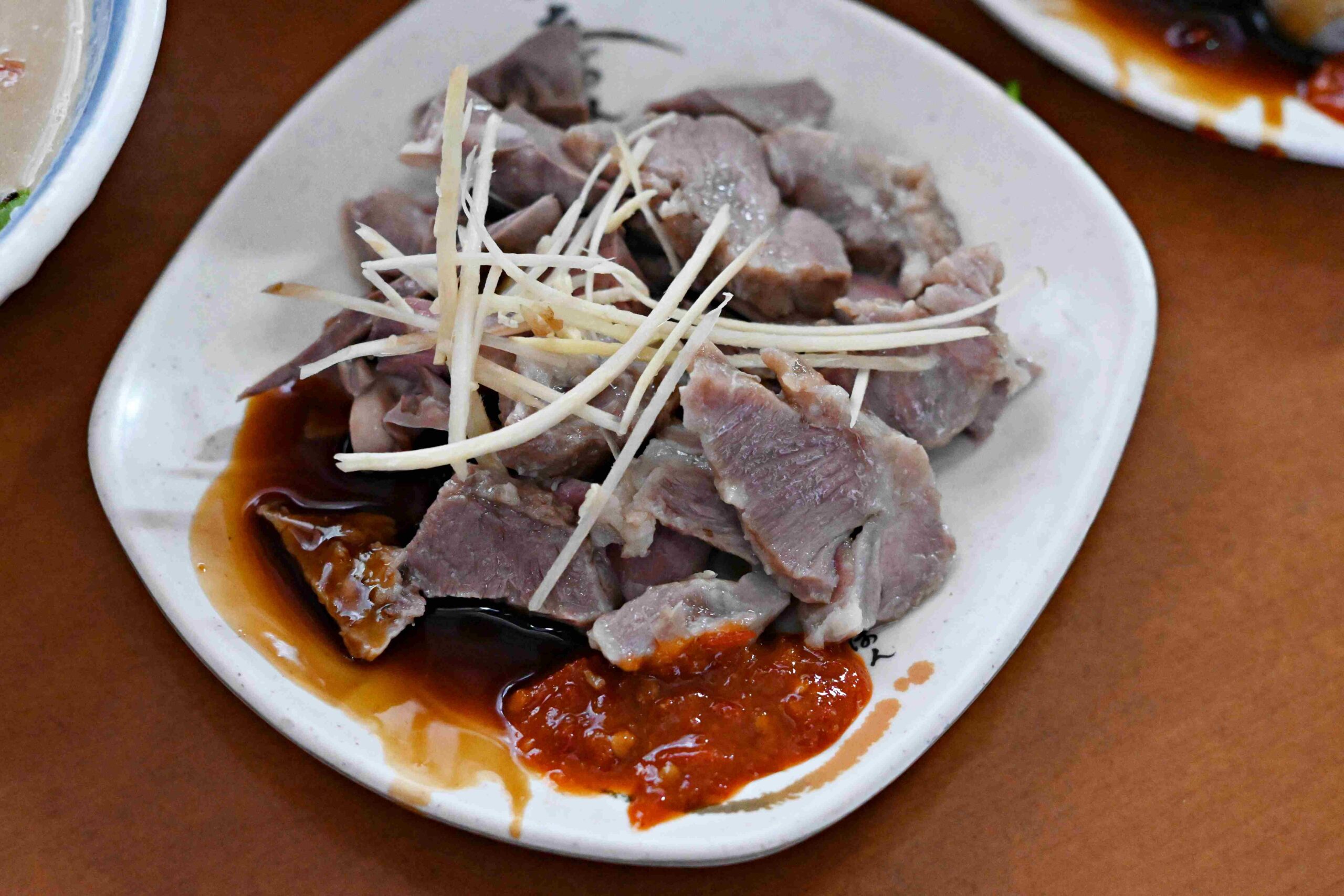 【北門美食】大稻埕米粉湯，巷弄超過80年的黑白切與肉粥推薦（附菜單） @趙先生吃飯