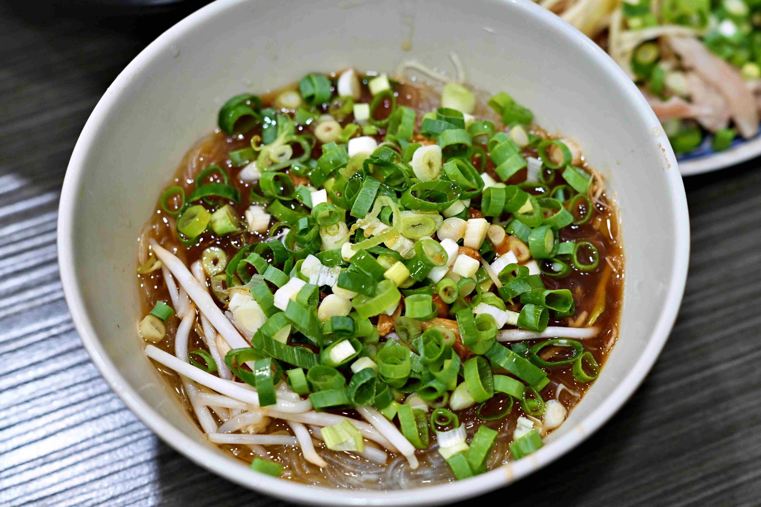 【永和美食】《龜叟の什錦麵》，電視報導認證的國寶級 50 年什錦麵推薦(菜單) @趙先生吃飯