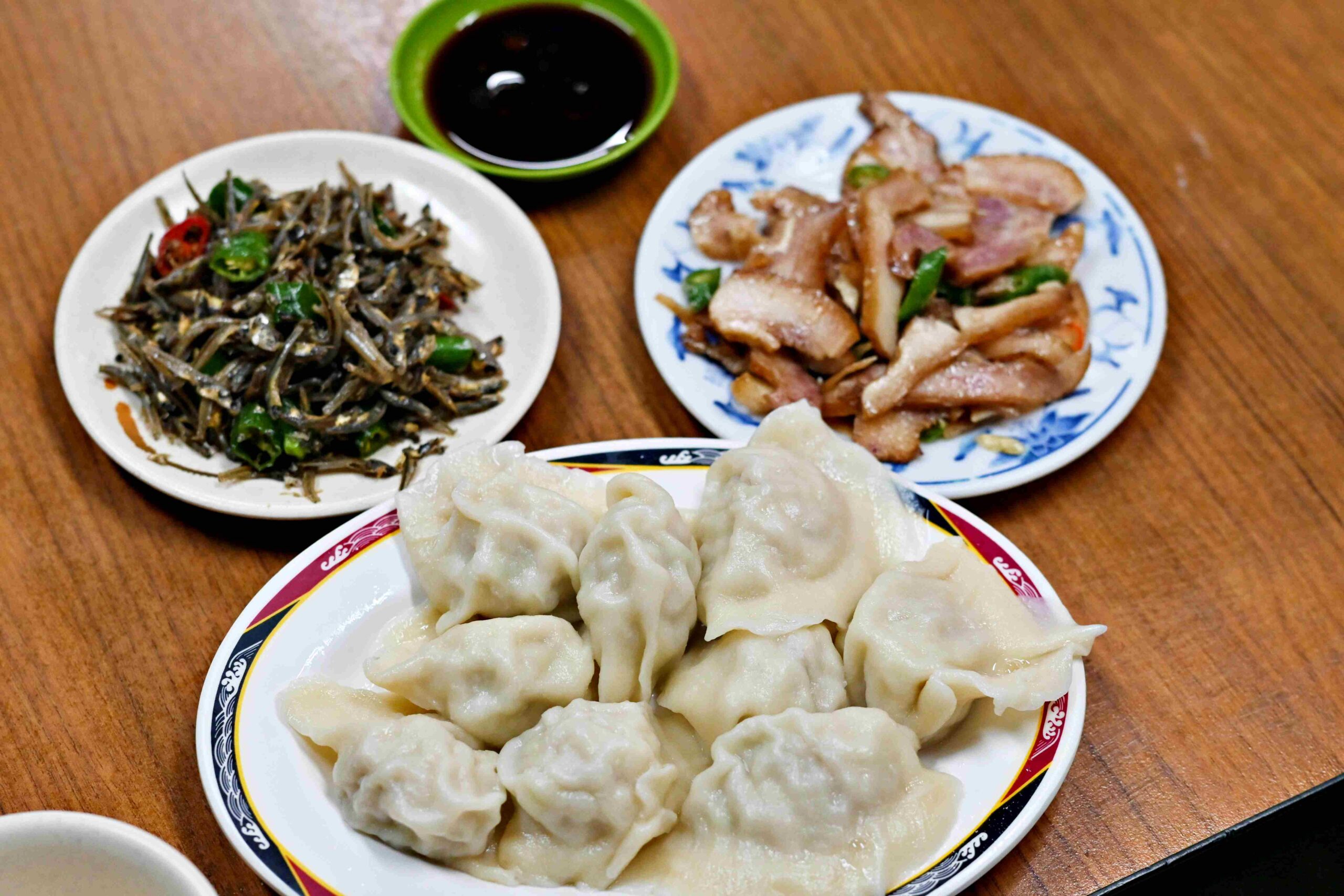 【台中美食】燈海夜景咖啡，中部最新超美又隱密的夜景推薦！ @趙先生吃飯