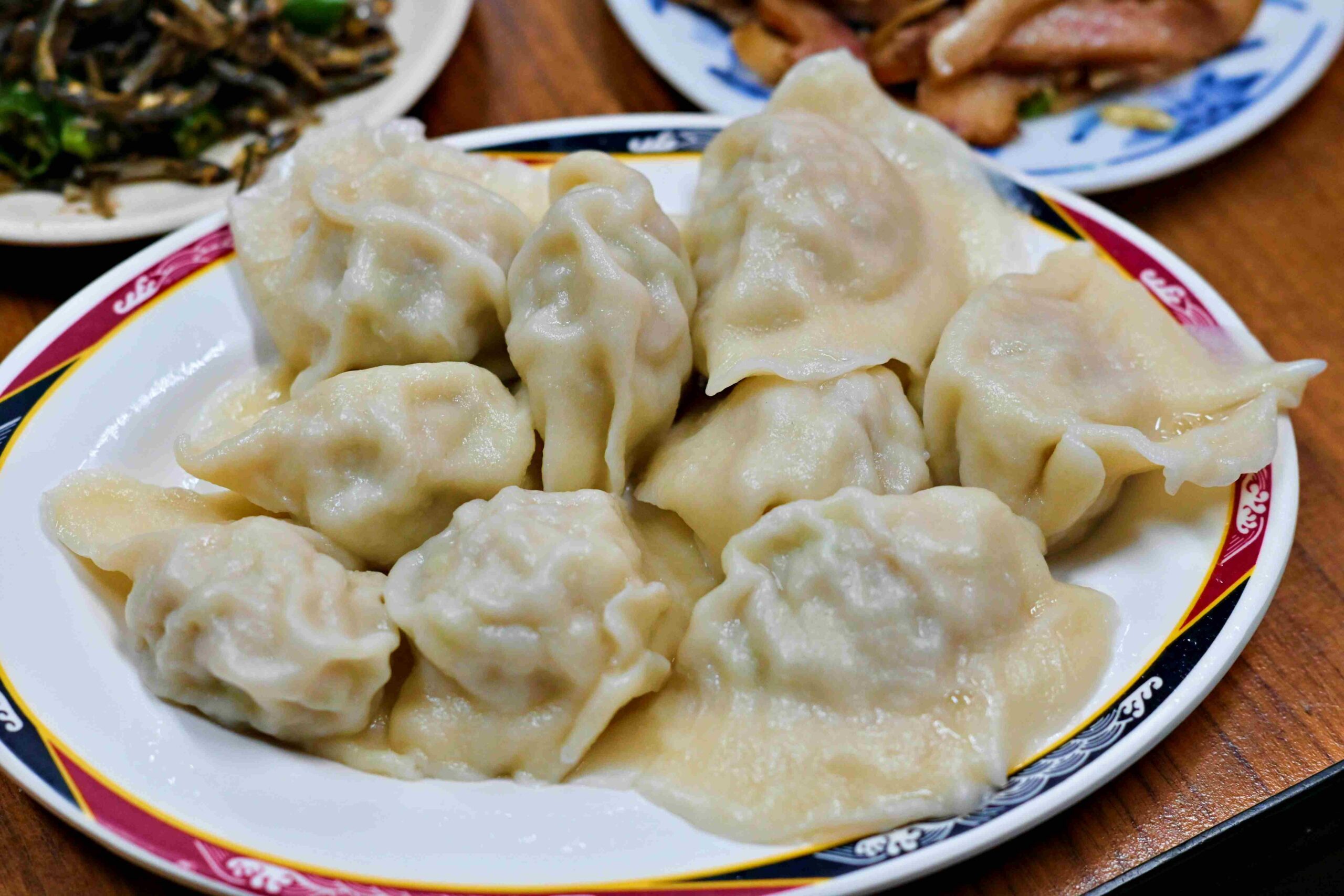 【南機場美食】來來水餃店，必吃豬肉大白菜韭菜內餡香濃飽滿推薦(菜單) @趙先生吃飯