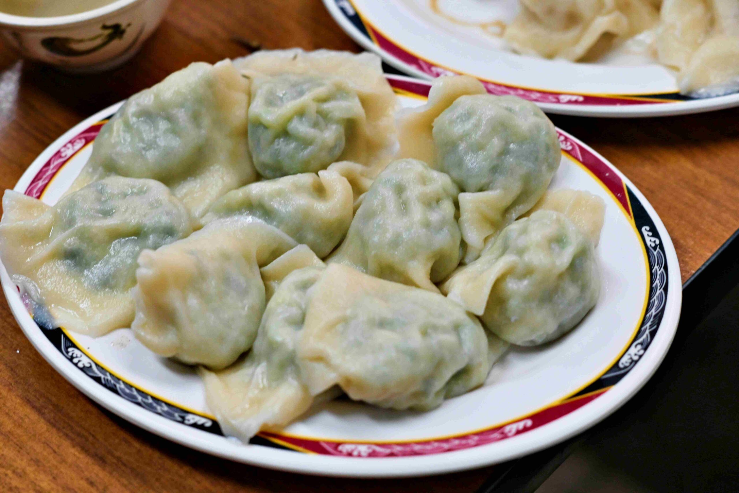 【南機場美食】來來水餃店，必吃豬肉大白菜韭菜內餡香濃飽滿推薦(菜單) @趙先生吃飯