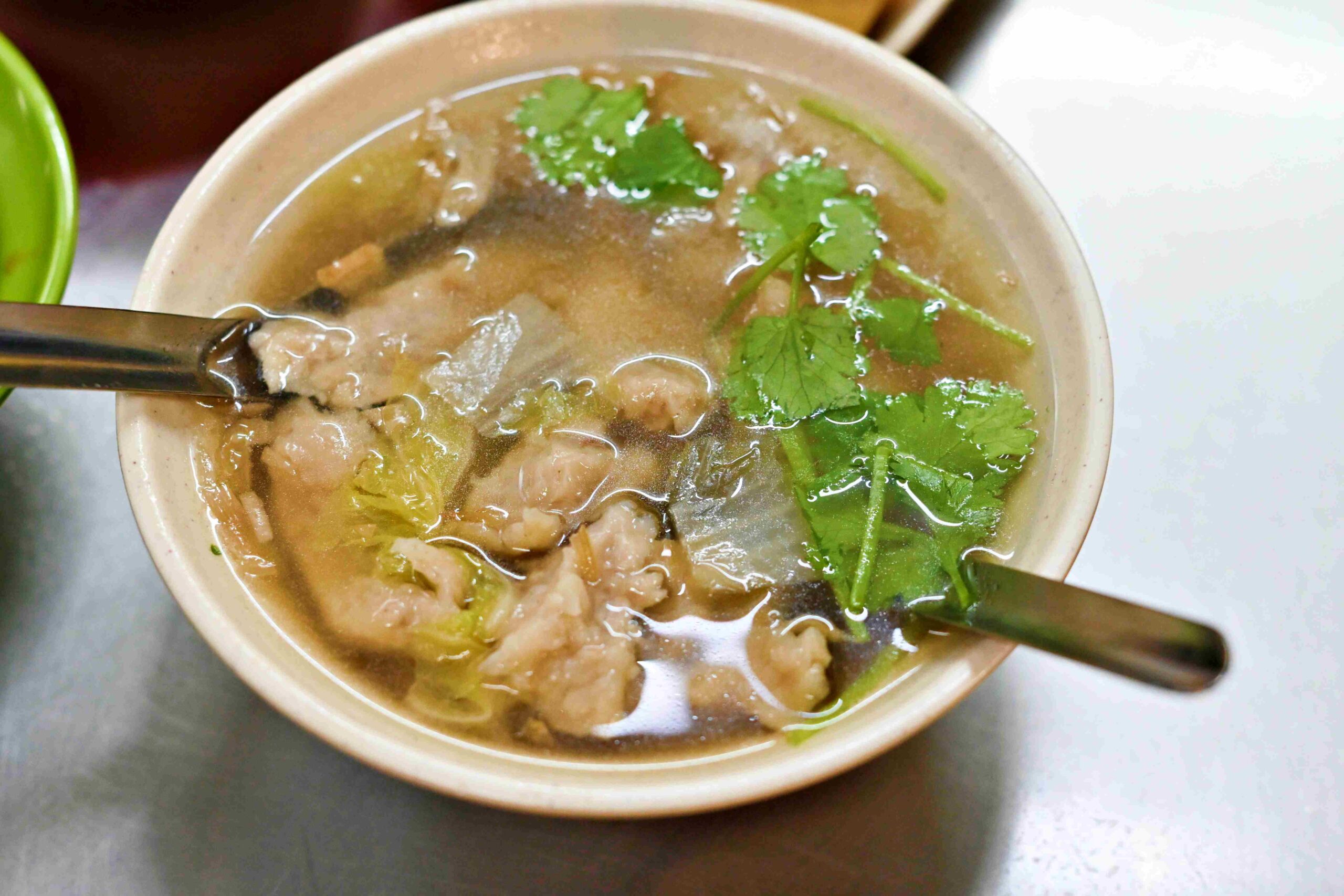 【基隆美食】天一香肉焿順，滷肉飯霸主，入口即化$25元，超滑順推薦(菜單) @趙先生吃飯