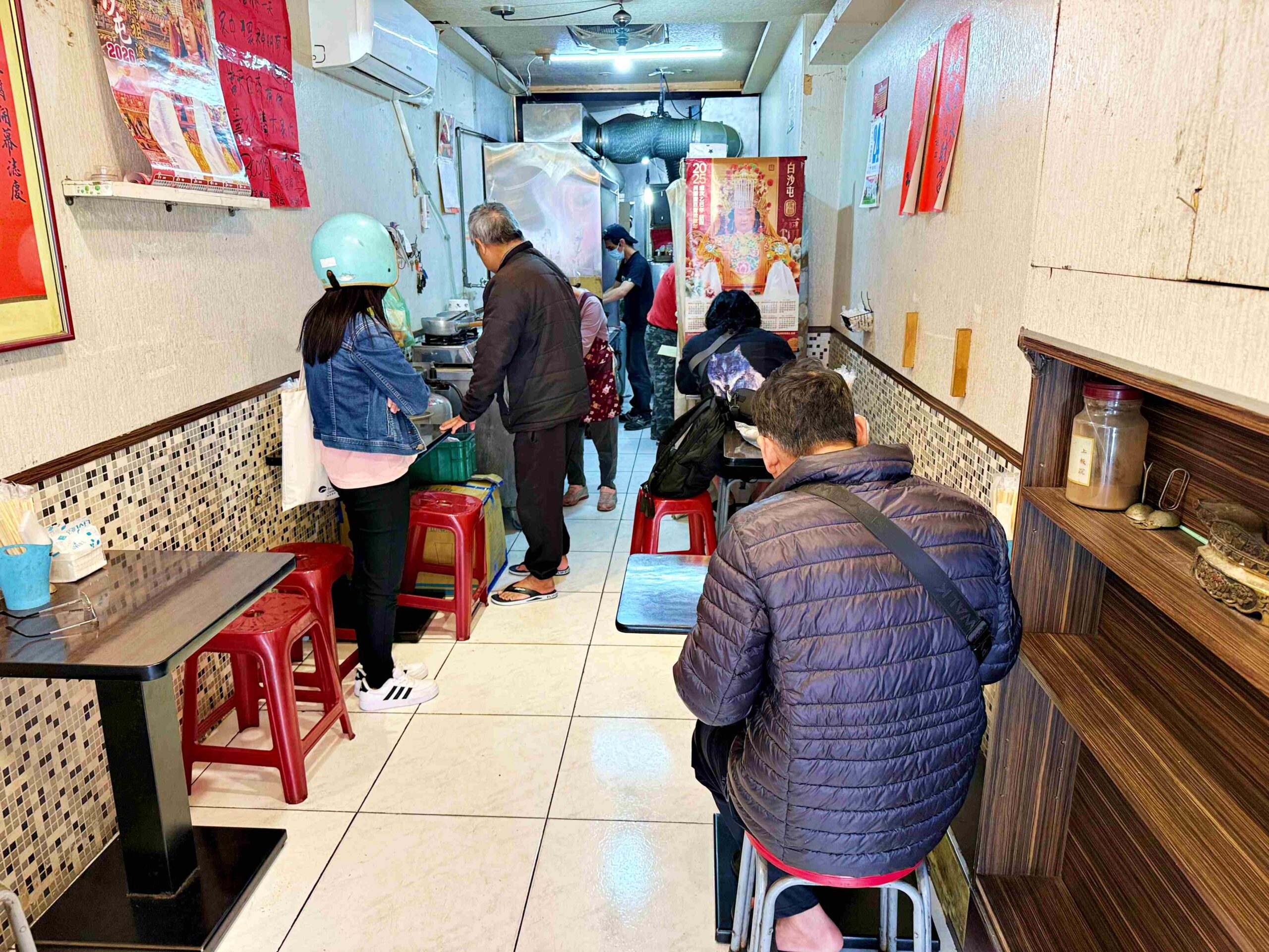 【北投美食】好味道臭豆腐，石牌人氣排隊名店，曾是夜市名店，顧客追著去排隊推薦(菜單) @趙先生吃飯