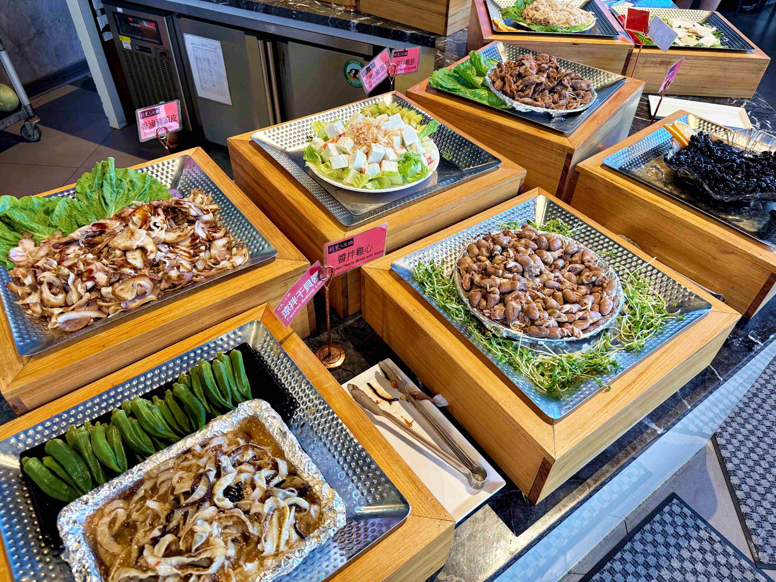 【三重美食】羽葉麻辣火鍋，$539吃超過百樣食材，火鍋+自助餐超划算推薦！(菜單) @趙先生吃飯