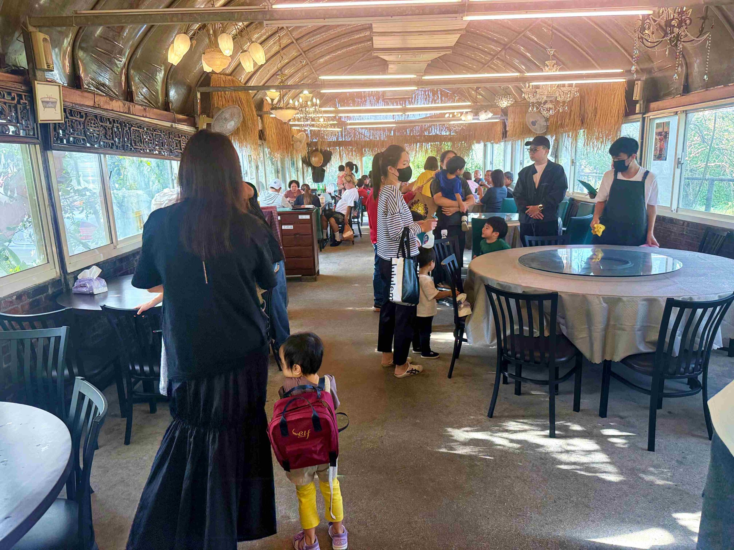 【三芝美食】香聚桶仔雞，花東放山雞、純天然食材，老師傅超會料理推薦(菜單)！ @趙先生吃飯