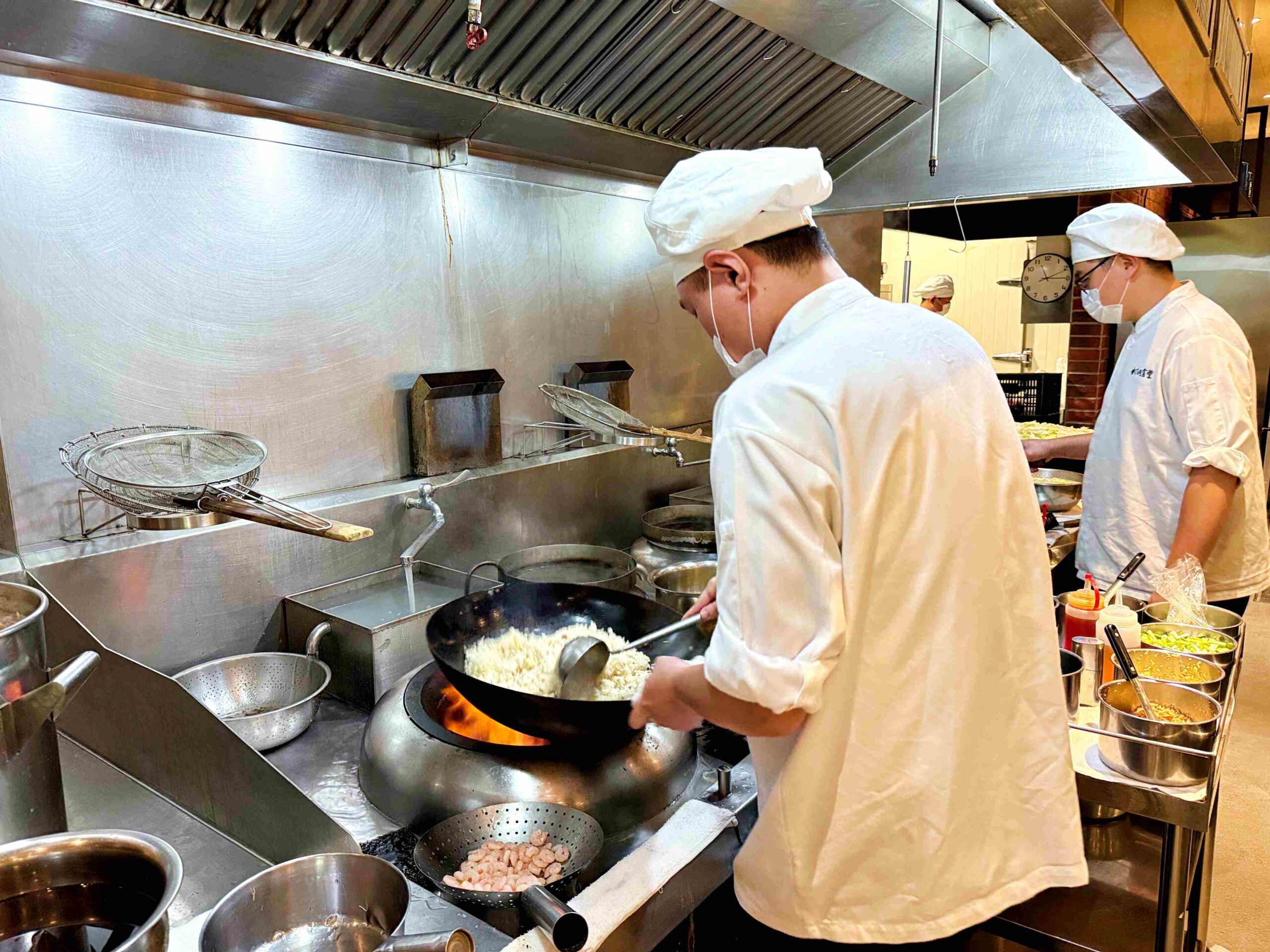 【新莊美食】村民食堂廚窗港點 i-Tower 店，堅持現做超60道港點吃到飽推薦 @趙先生吃飯