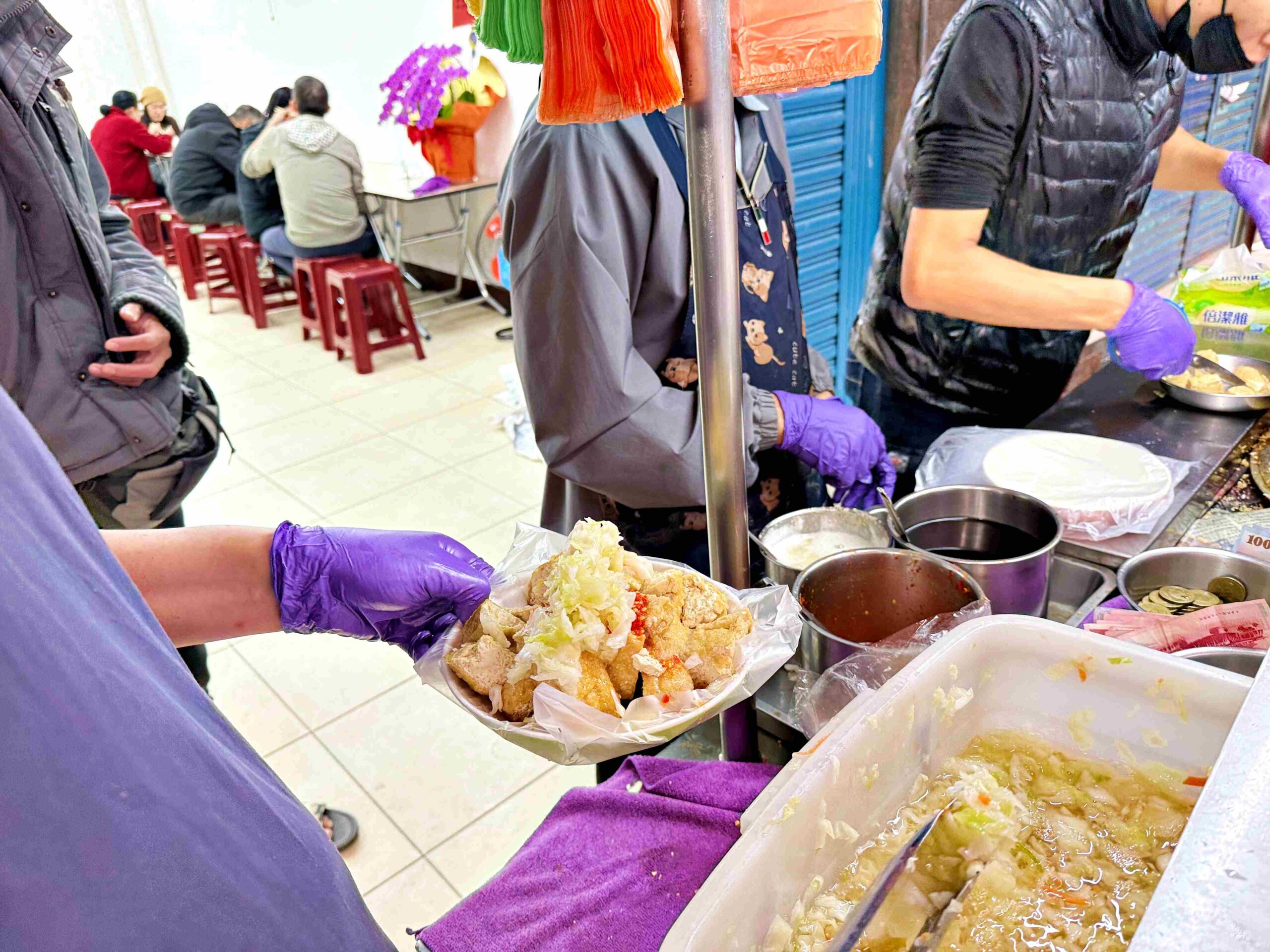 【士林美食】華榮臭豆腐,鴻海郭董從學生吃到現在的中藥多汁派臭豆腐推薦(菜單) @趙先生吃飯 【士林美食】華榮臭豆腐,鴻海郭董從學生吃到現在的中藥多汁派臭豆腐推薦(菜單) @趙先生吃飯
