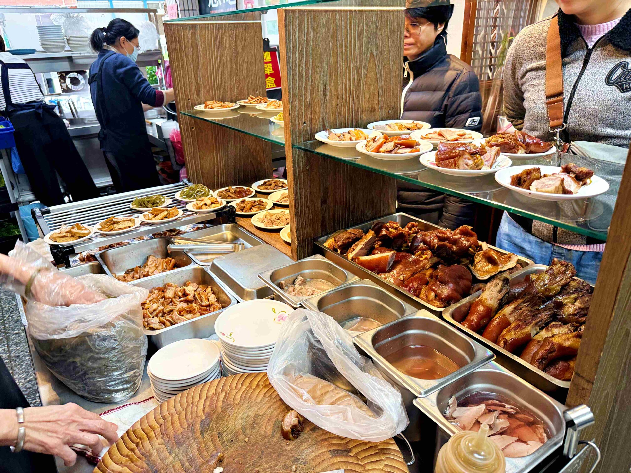 【大橋頭美食】老麵店，雙北最強乾麵！70 年老店四醬麵真的很好吃推薦(菜單) @趙先生吃飯