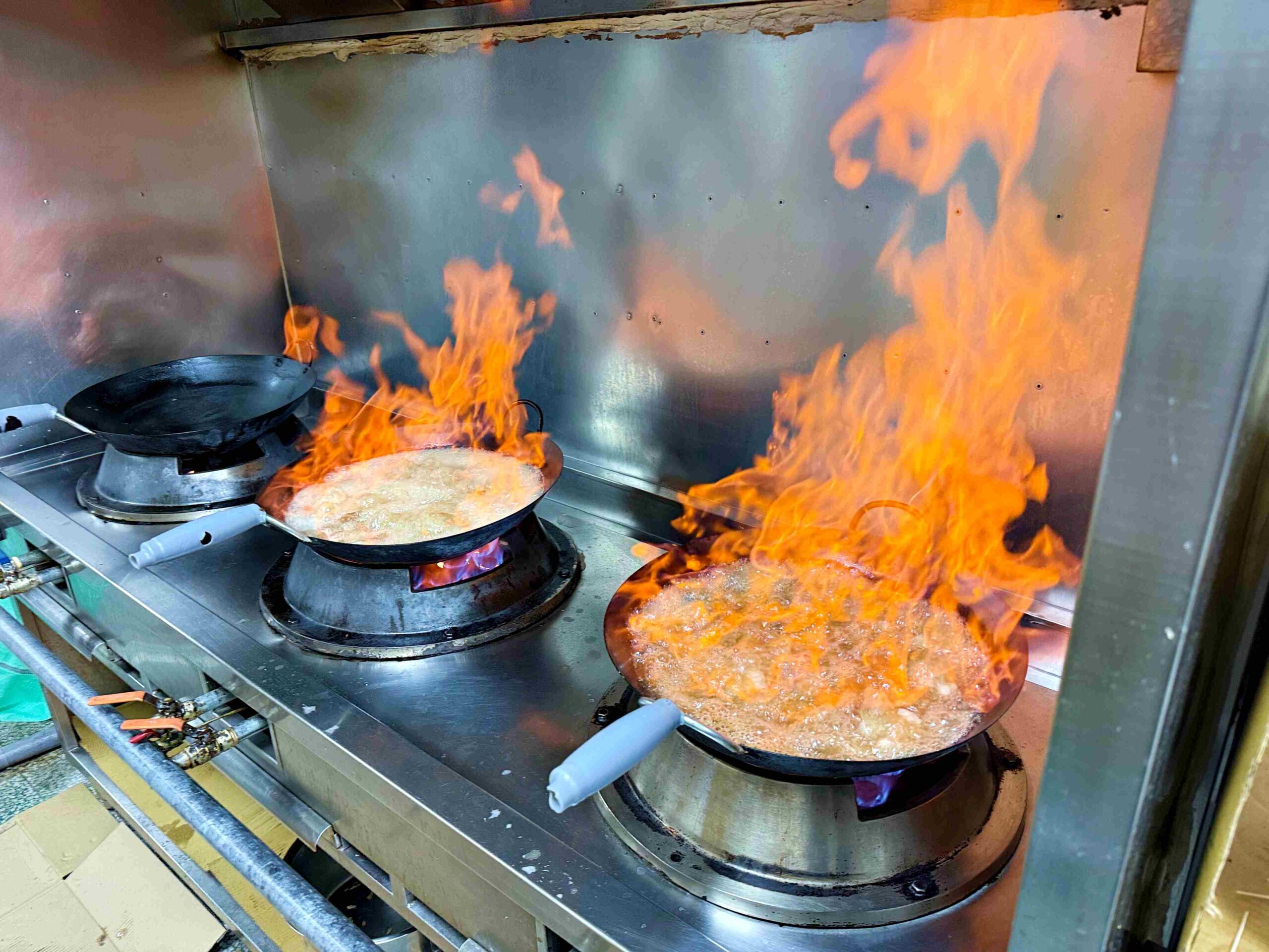 【士林美食】侯薑母鴨,40年老字號!全酒不加水的火鍋,冬天真的一定要來推薦(菜單) @趙先生吃飯 【士林美食】侯薑母鴨,40年老字號!全酒不加水的火鍋,冬天真的一定要來推薦(菜單) @趙先生吃飯