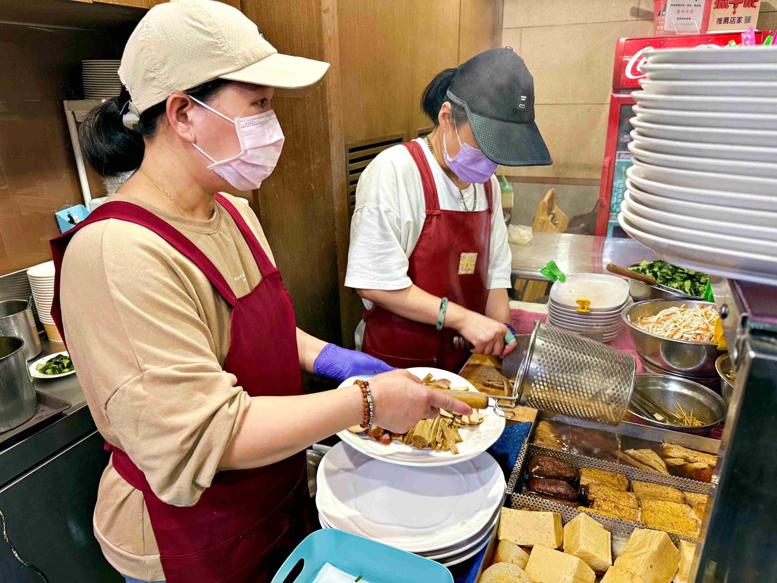 【大安區美食】老宋記真善美牛肉麵,$140最大塊的牛肉麵、免費加湯,得獎60年老店推薦(附菜單) @趙先生吃飯 【大安區美食】老宋記真善美牛肉麵,$140最大塊的牛肉麵、免費加湯,得獎60年老店推薦(附菜單) @趙先生吃飯