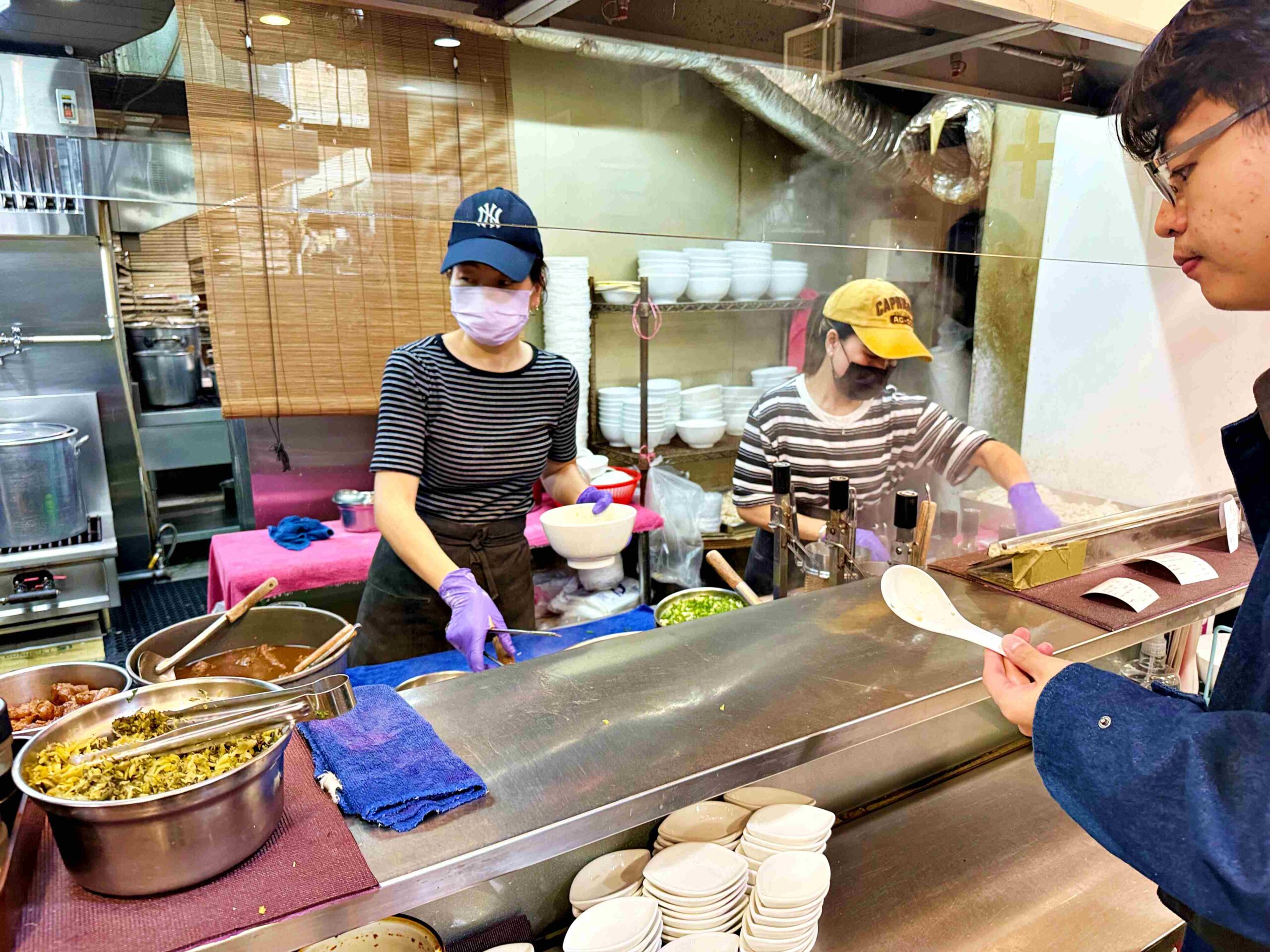 【大安區美食】老宋記真善美牛肉麵,$140最大塊的牛肉麵、免費加湯,得獎60年老店推薦(附菜單) @趙先生吃飯 【大安區美食】老宋記真善美牛肉麵,$140最大塊的牛肉麵、免費加湯,得獎60年老店推薦(附菜單) @趙先生吃飯