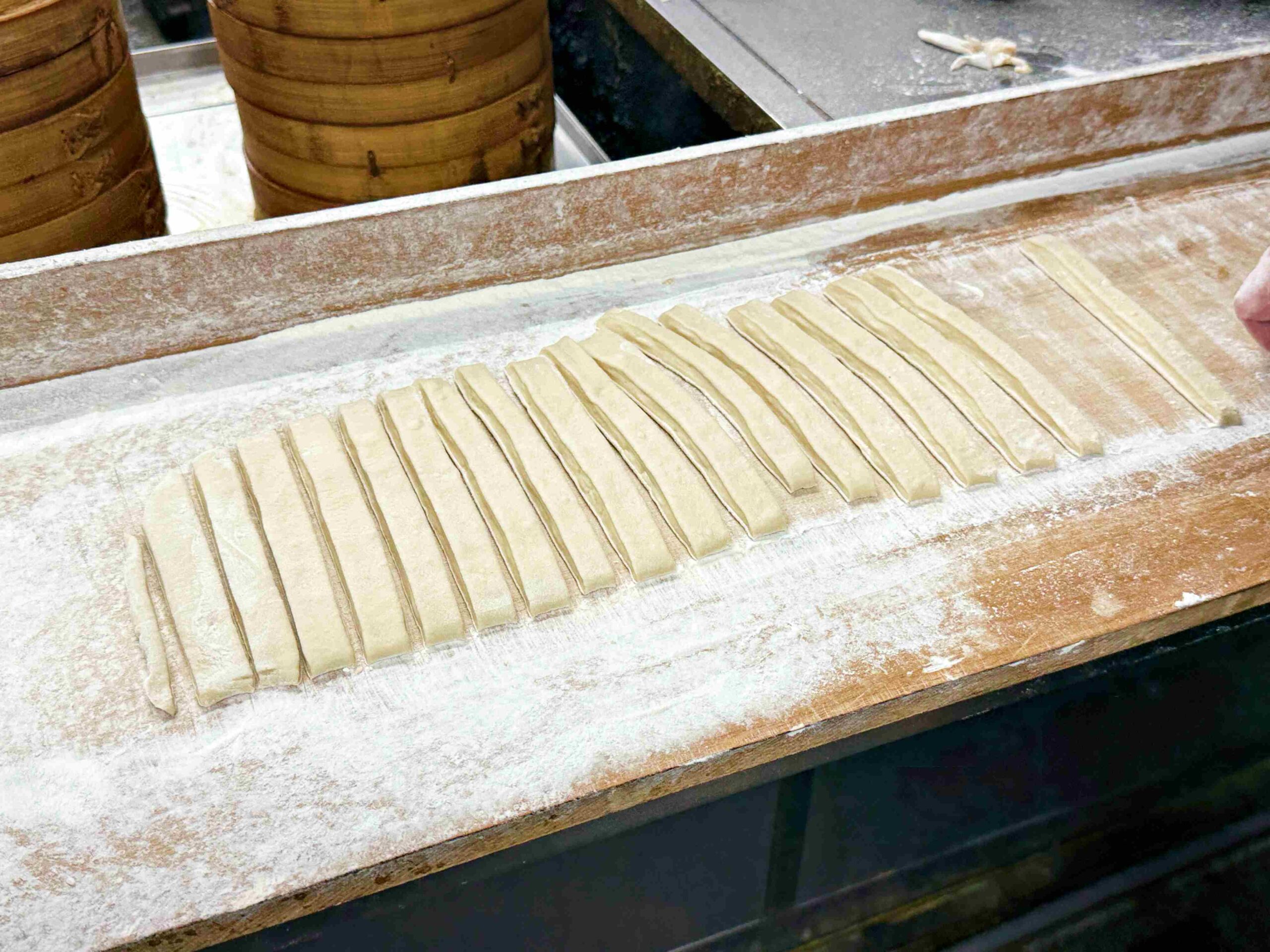 【板橋美食】永和黑豆漿，江子翠在地三十年，現做燒餅、油條跟蛋餅超強推薦（菜單） @趙先生吃飯