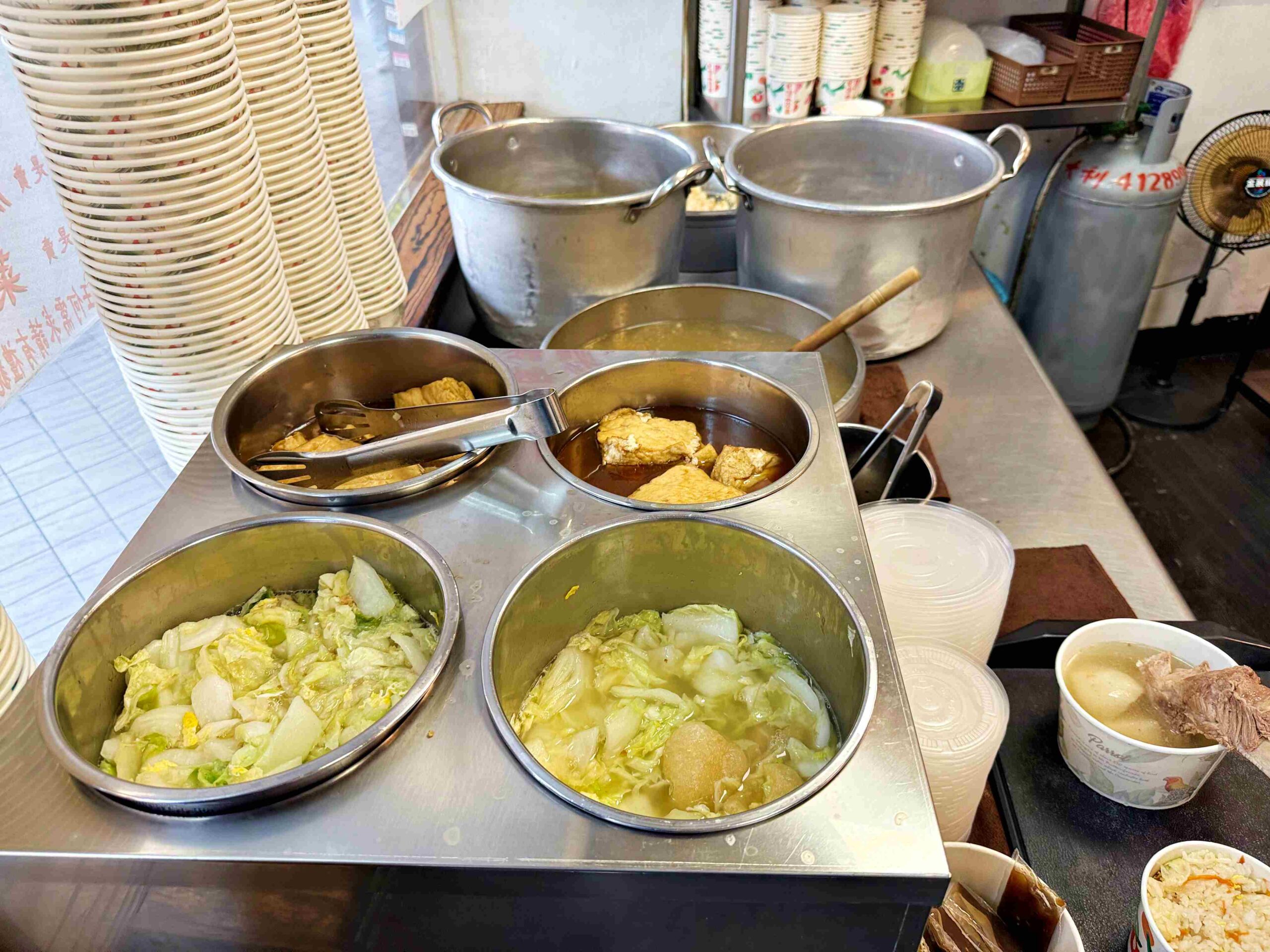 【萬華美食】原汁排骨湯 和平本舖，排骨軟嫩且湯頭清甜可以續湯推薦(菜單) @趙先生吃飯