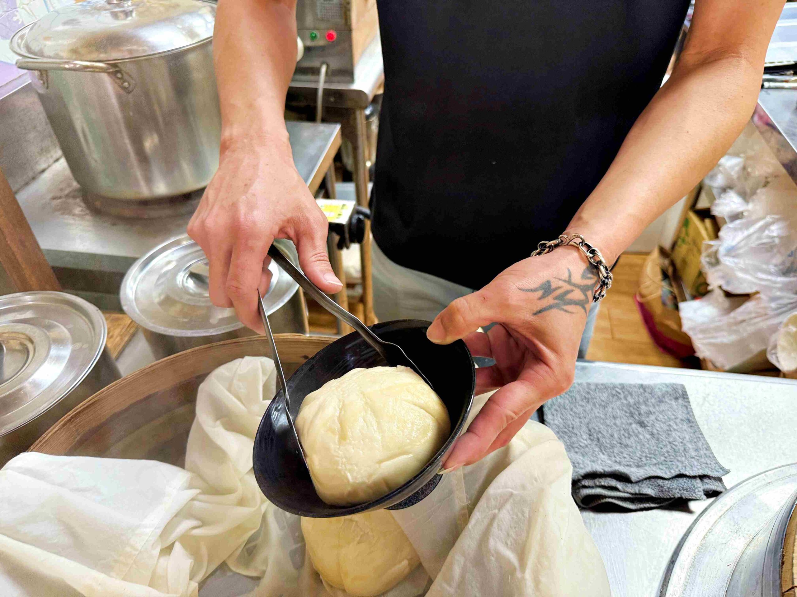 【蘆洲美食】蘆洲七號麵線，料多到碗裝不下，味道極強的隱藏版麵線推(菜單) @趙先生吃飯